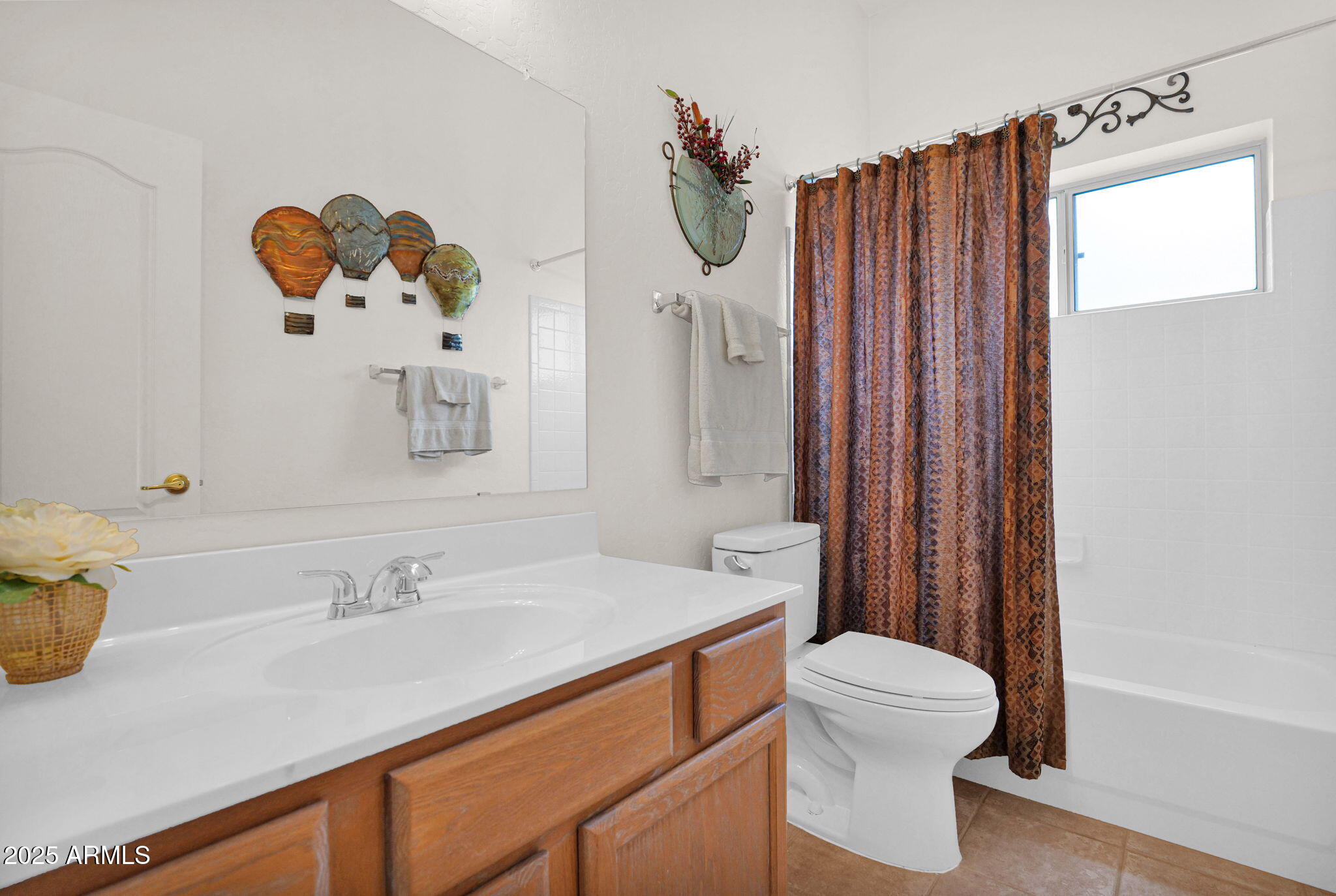 3662 N DESERT OASIS