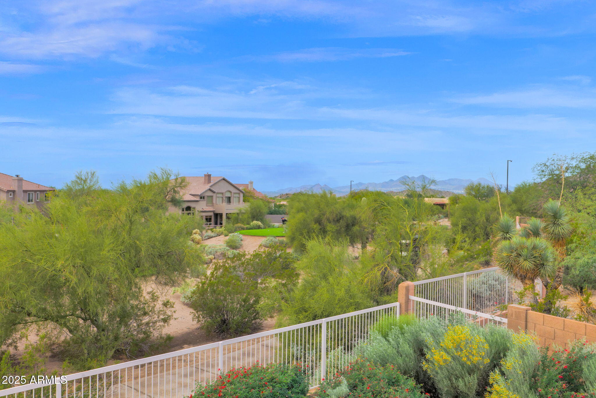 3662 N DESERT OASIS