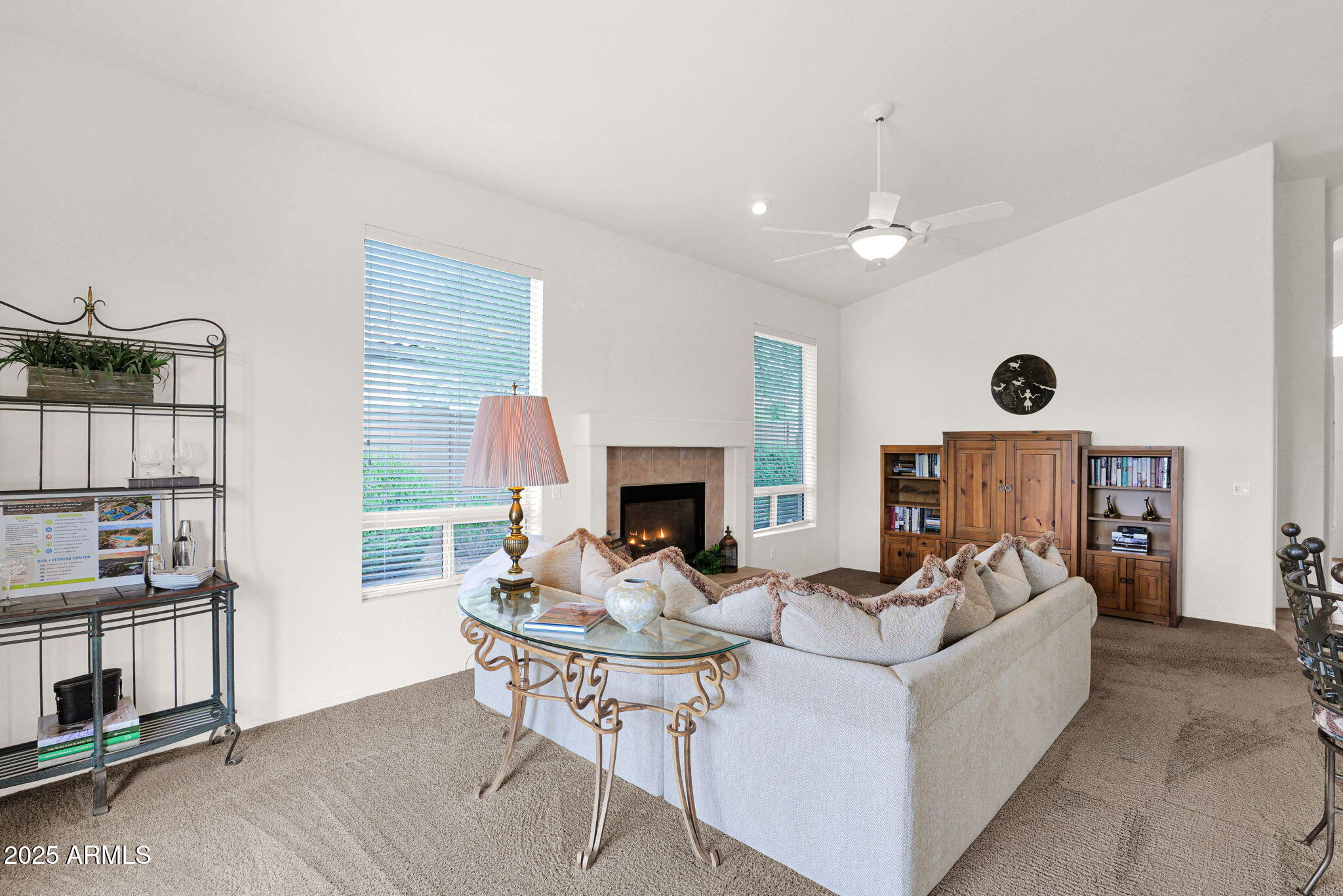 3662 N DESERT OASIS