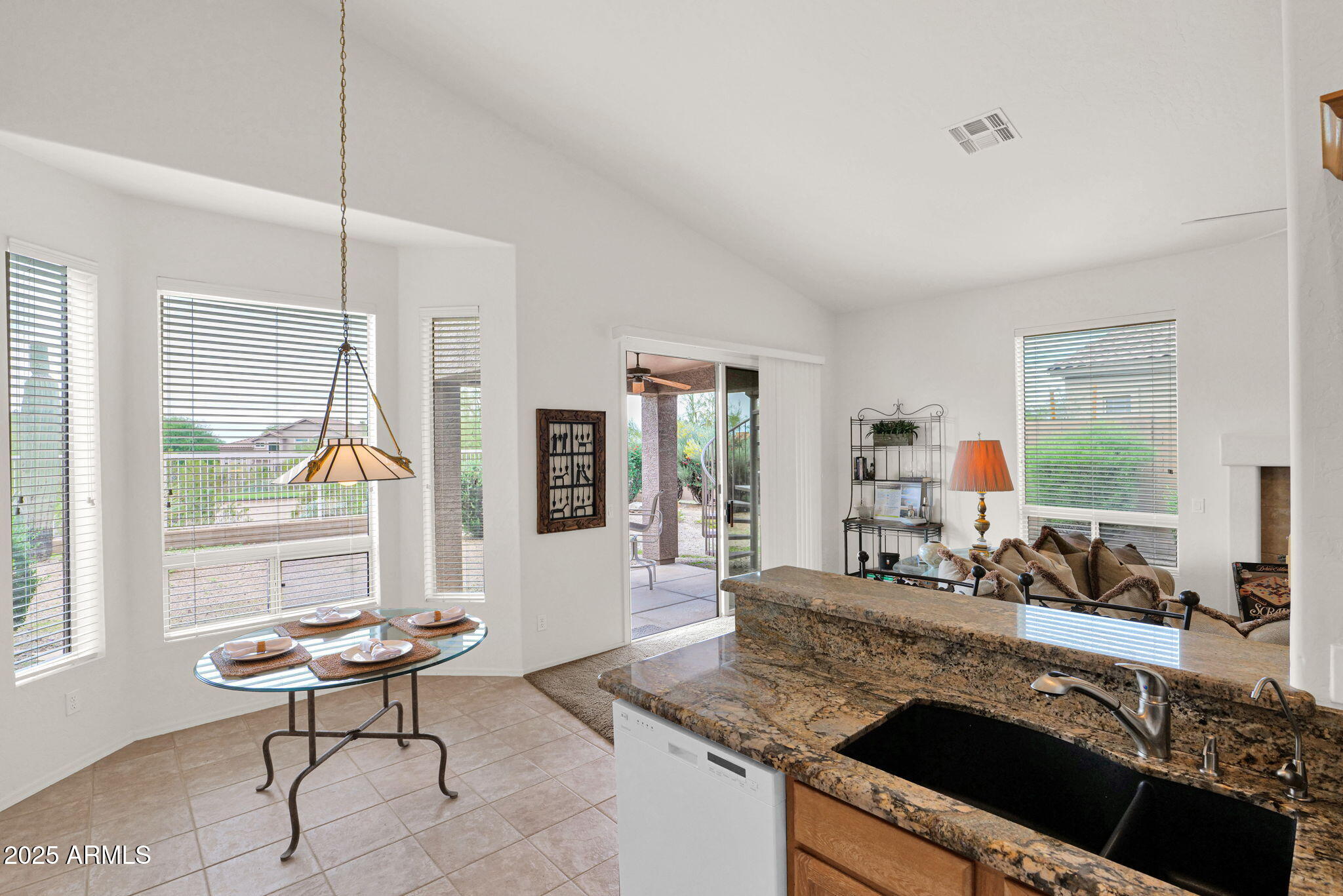 3662 N DESERT OASIS
