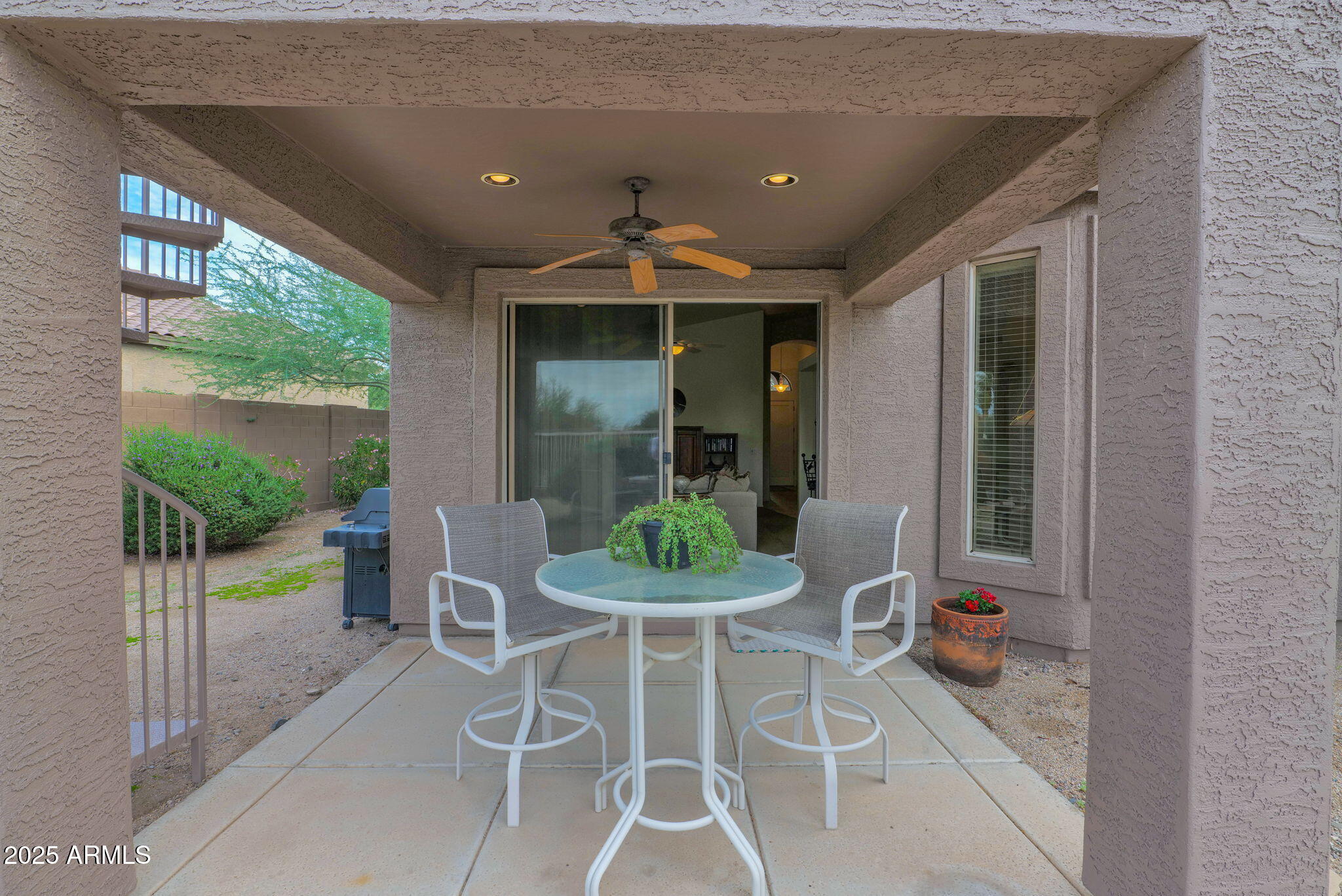 3662 N DESERT OASIS