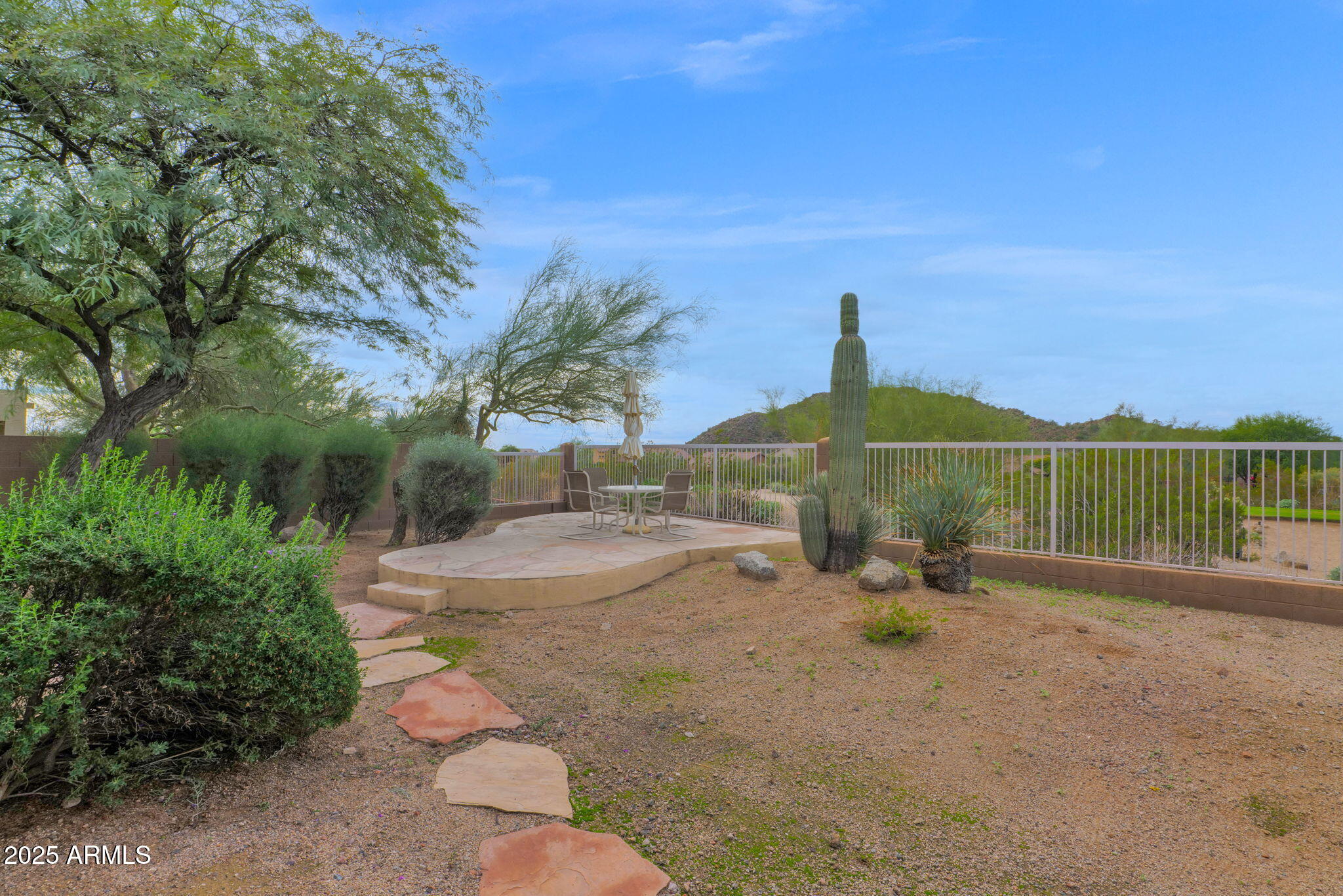 3662 N DESERT OASIS
