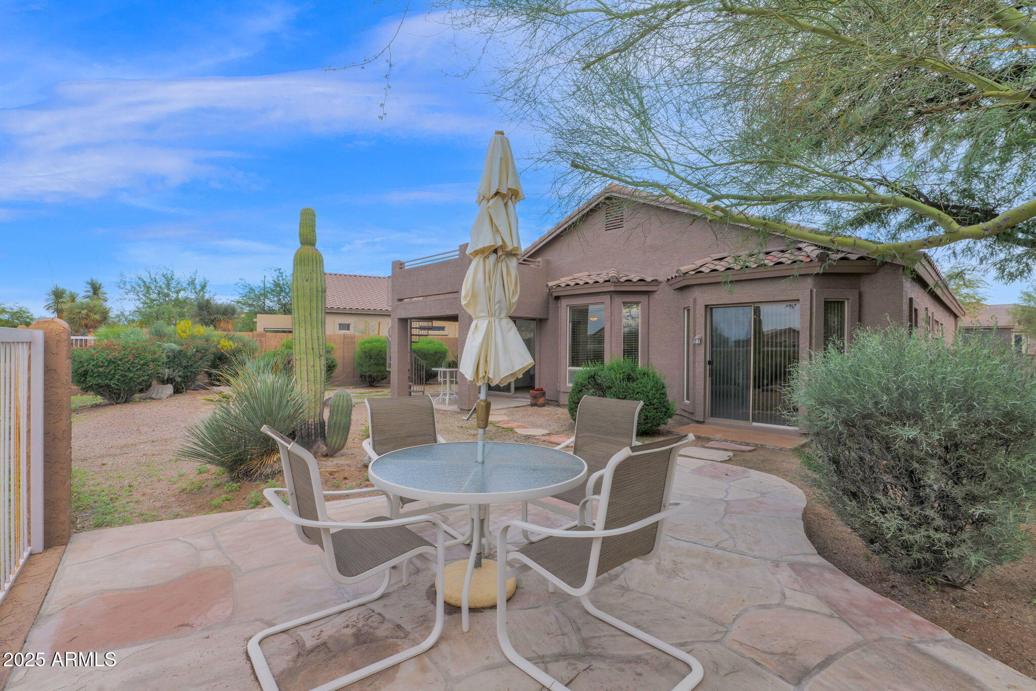 3662 N DESERT OASIS