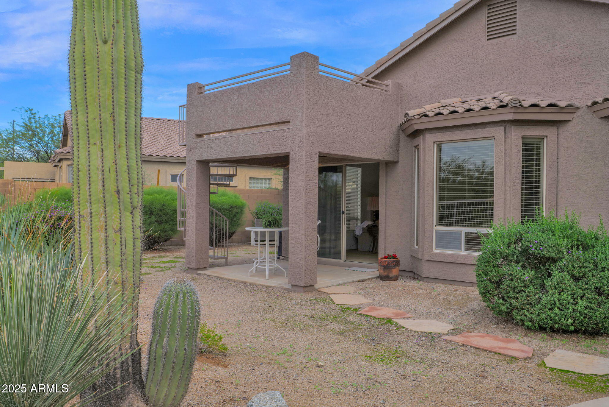 3662 N DESERT OASIS