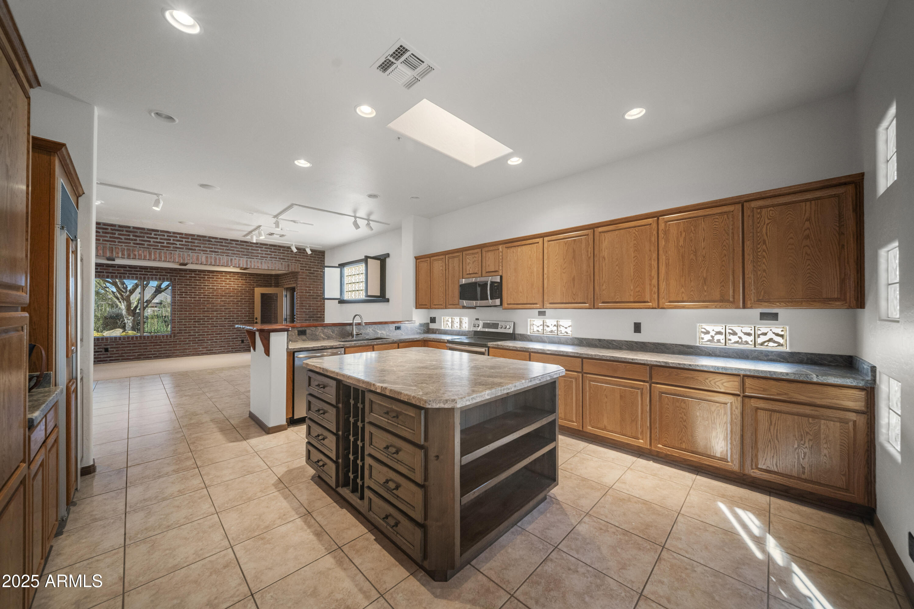 33946 N 67th Street
