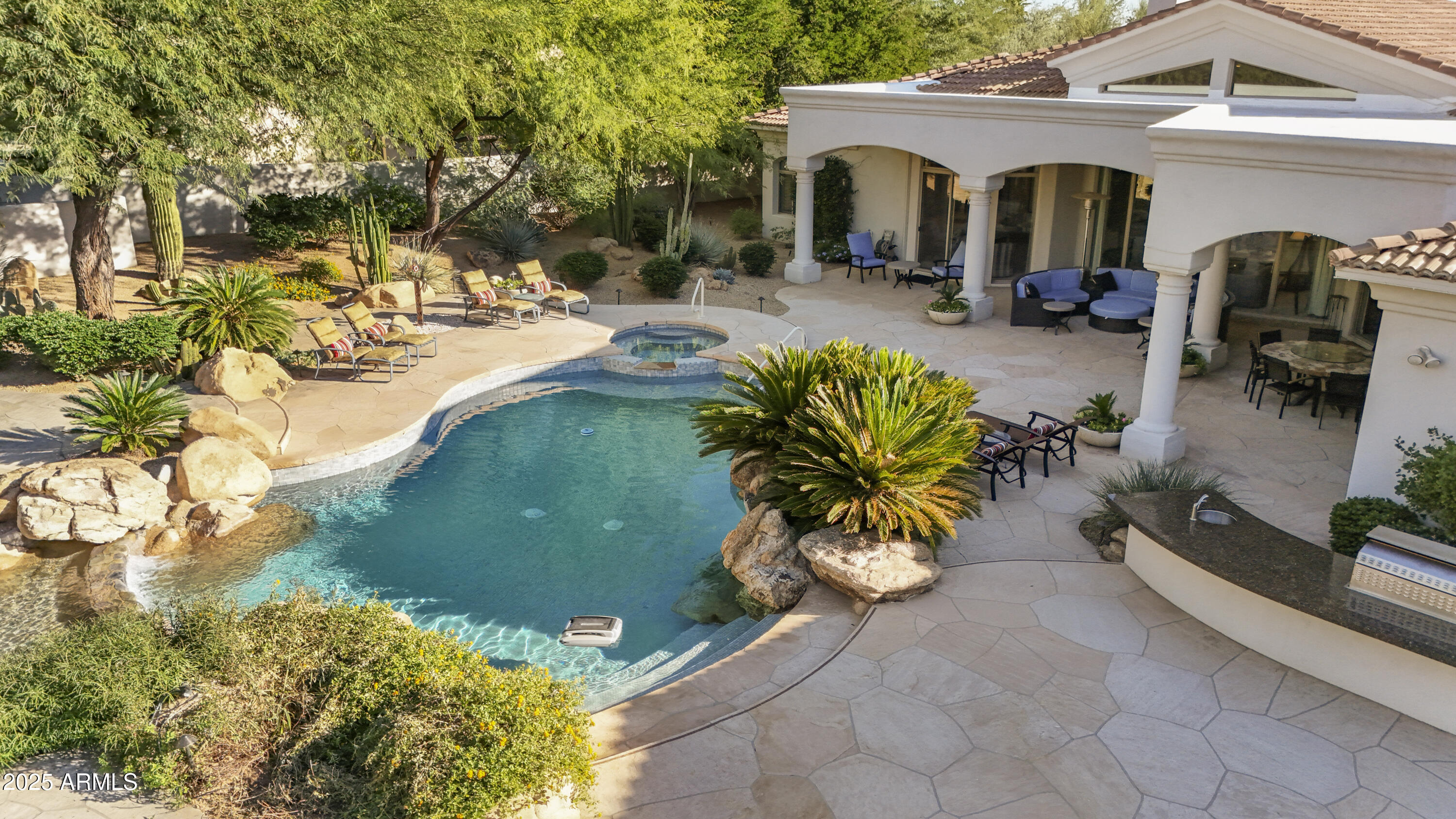 8350 E VIA DEL SOL Drive