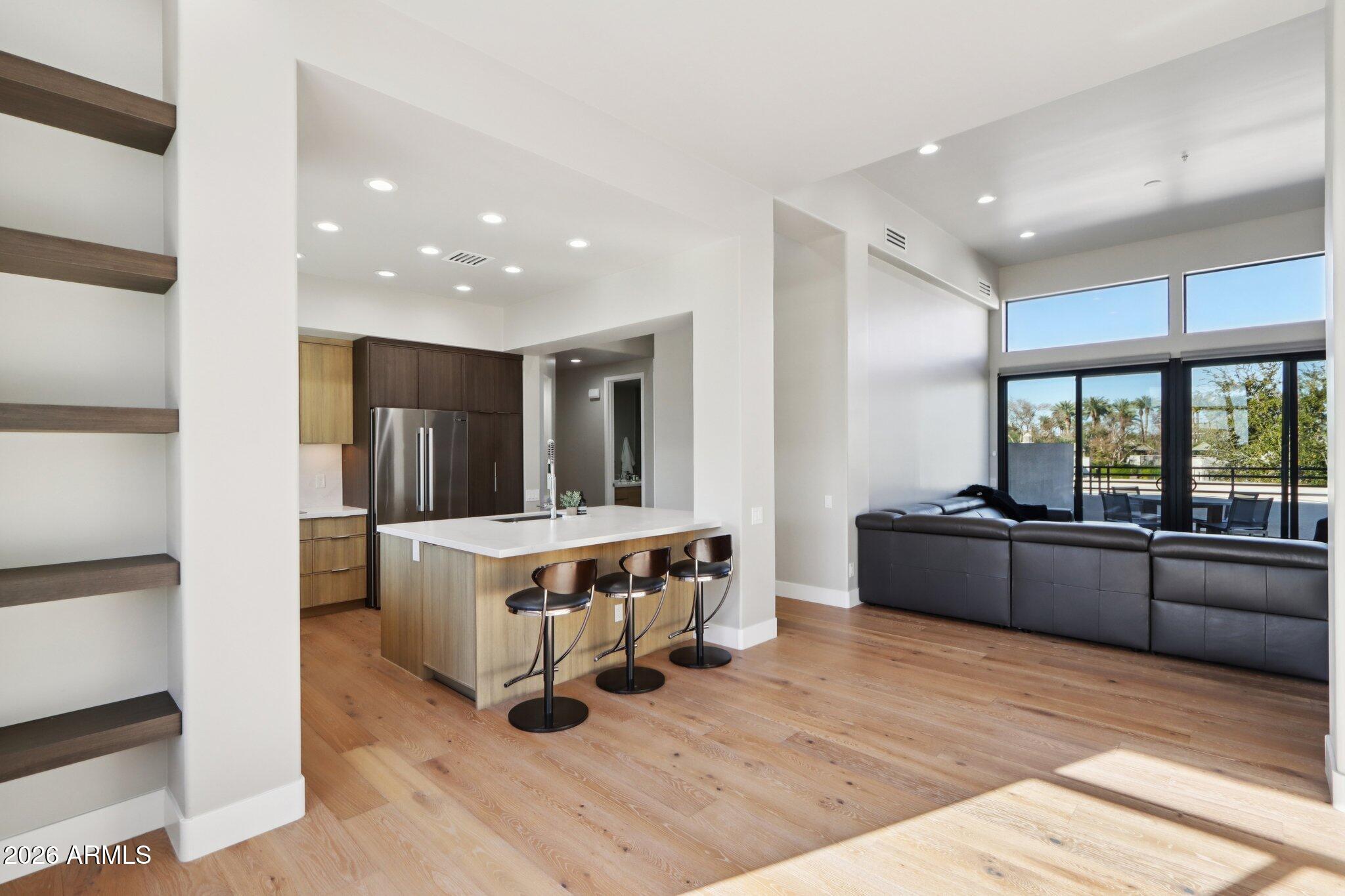 8989 N Gainey Center Drive 237