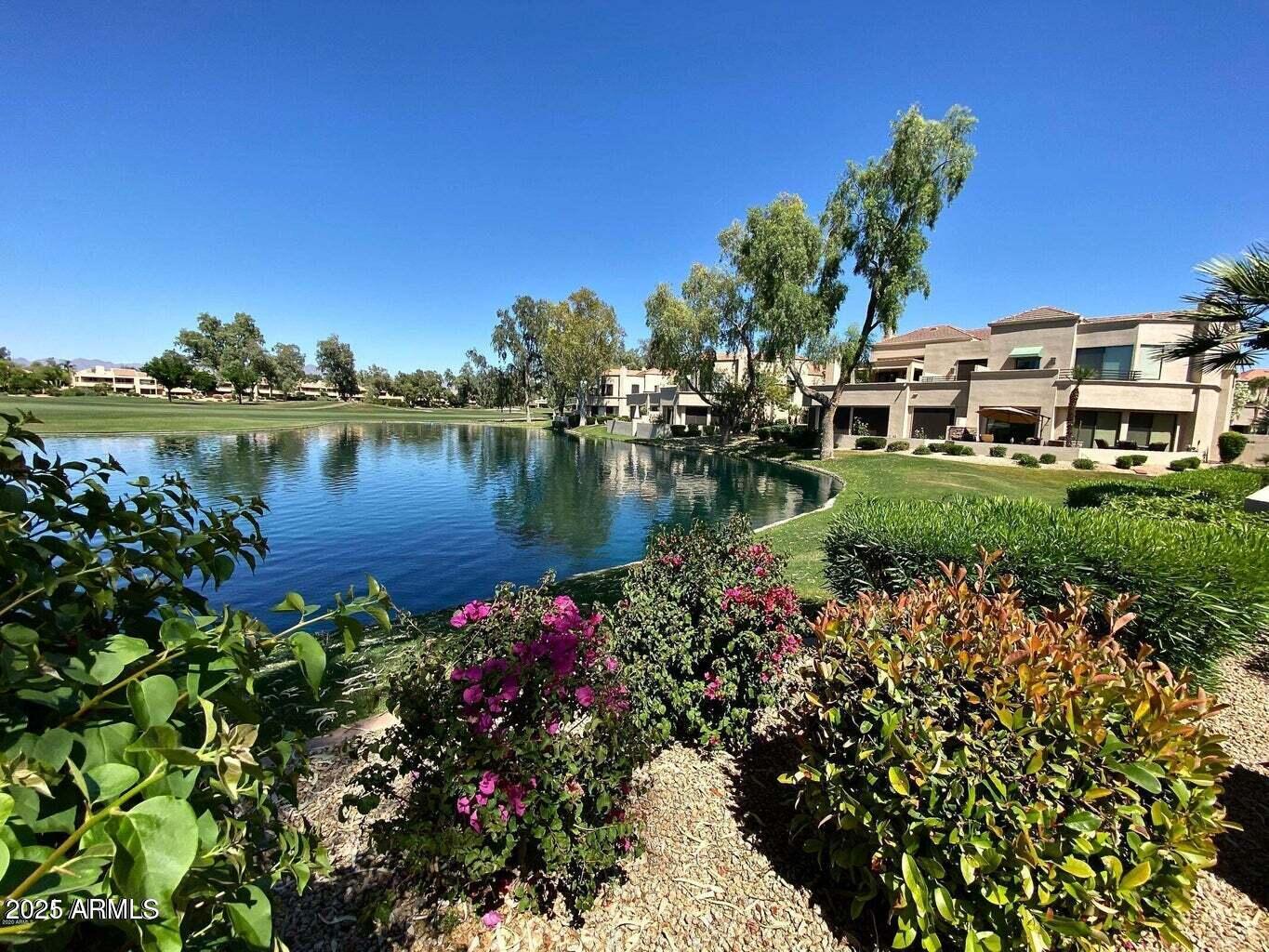 8989 N Gainey Center Drive 237