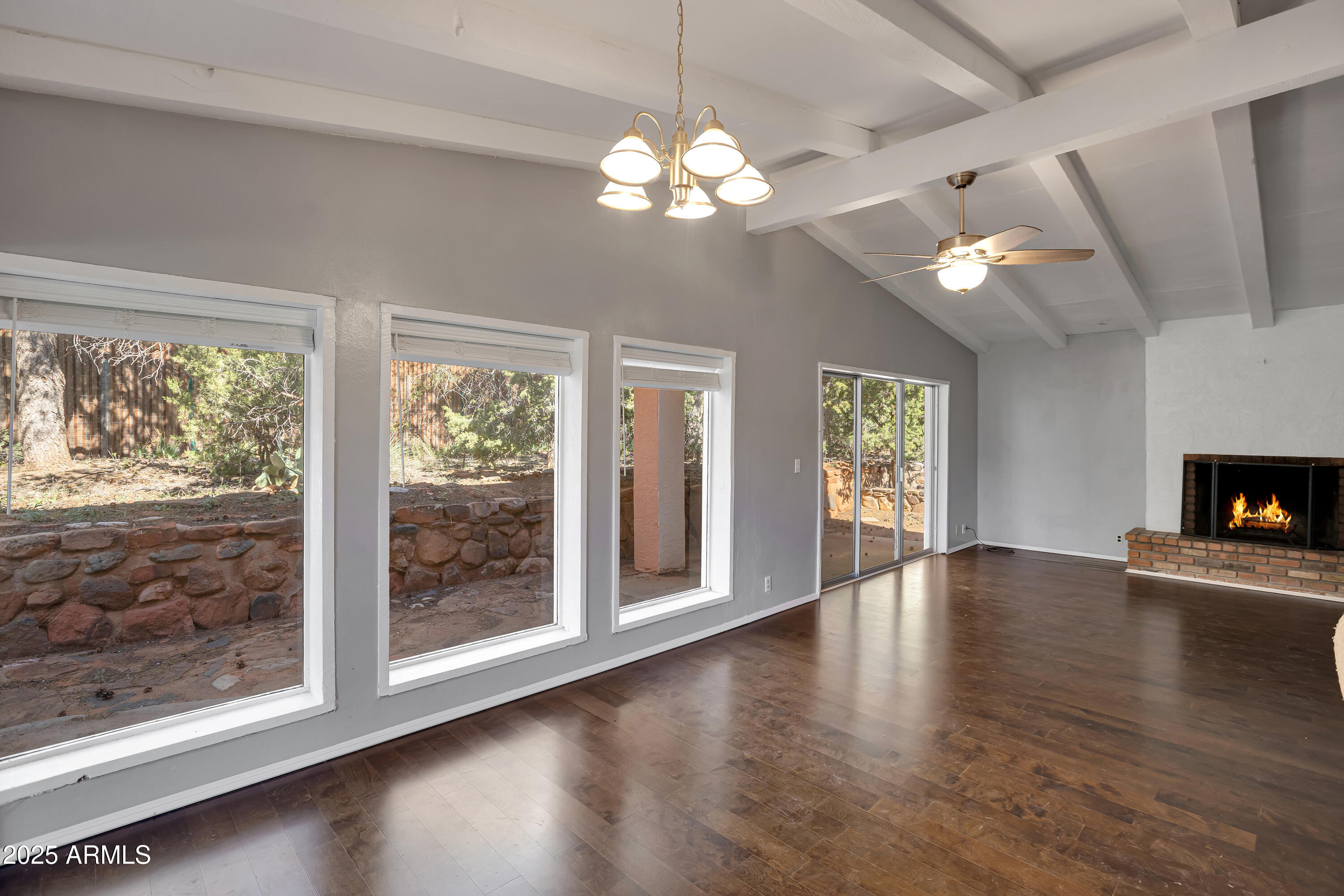 255 QUAIL HOLLOW Drive