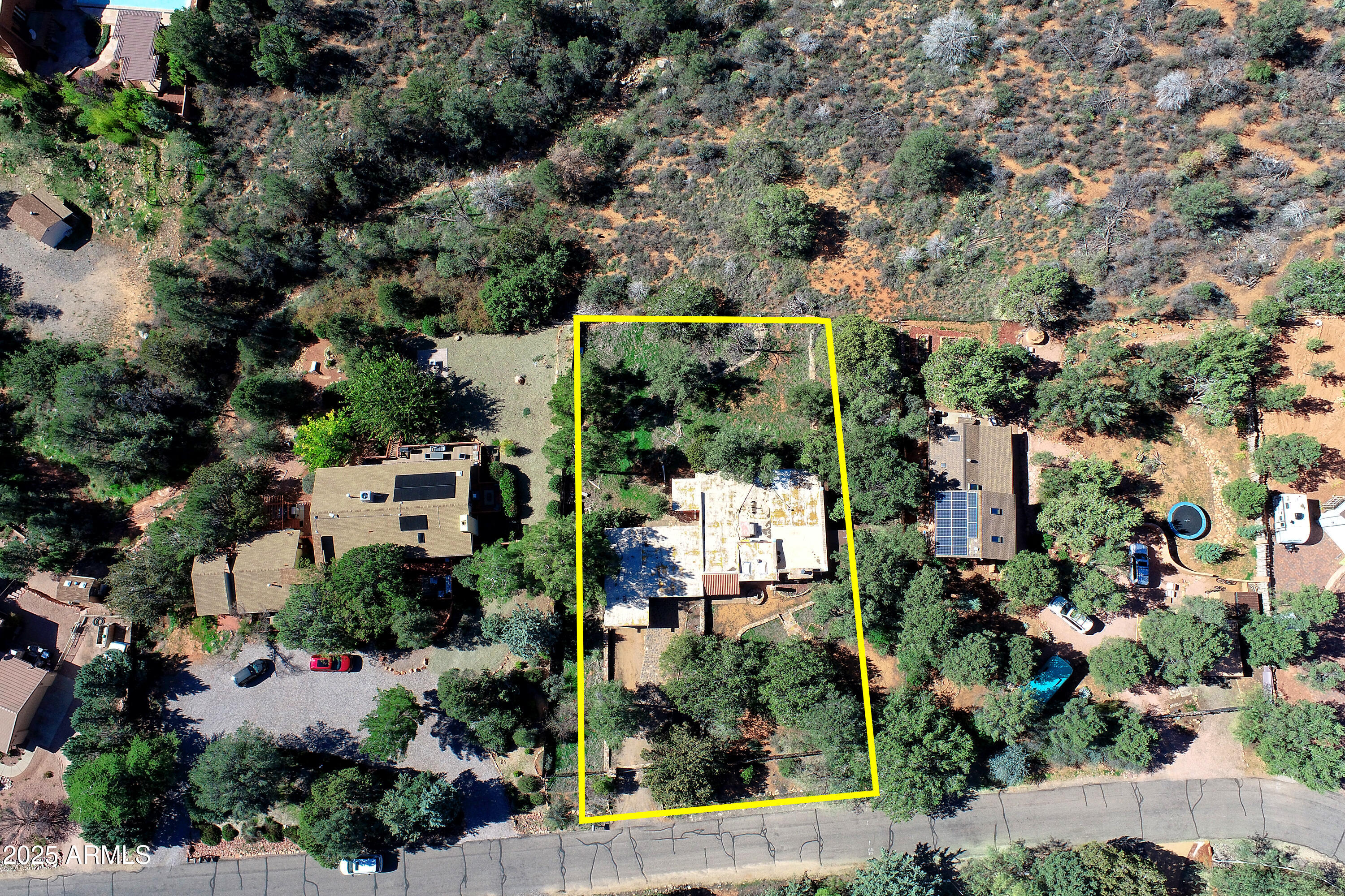 255 QUAIL HOLLOW Drive