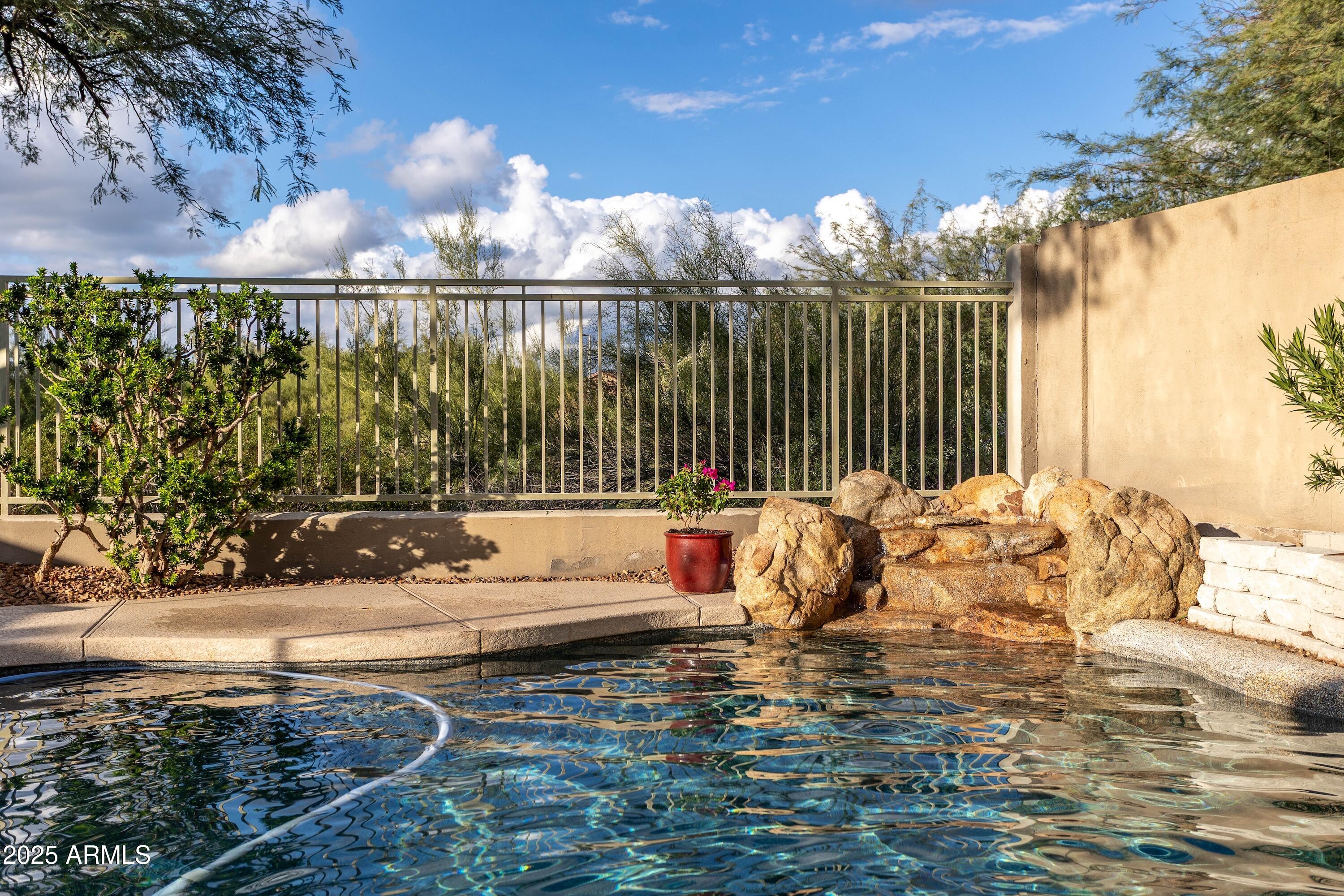 4350 E SMOKEHOUSE Trail