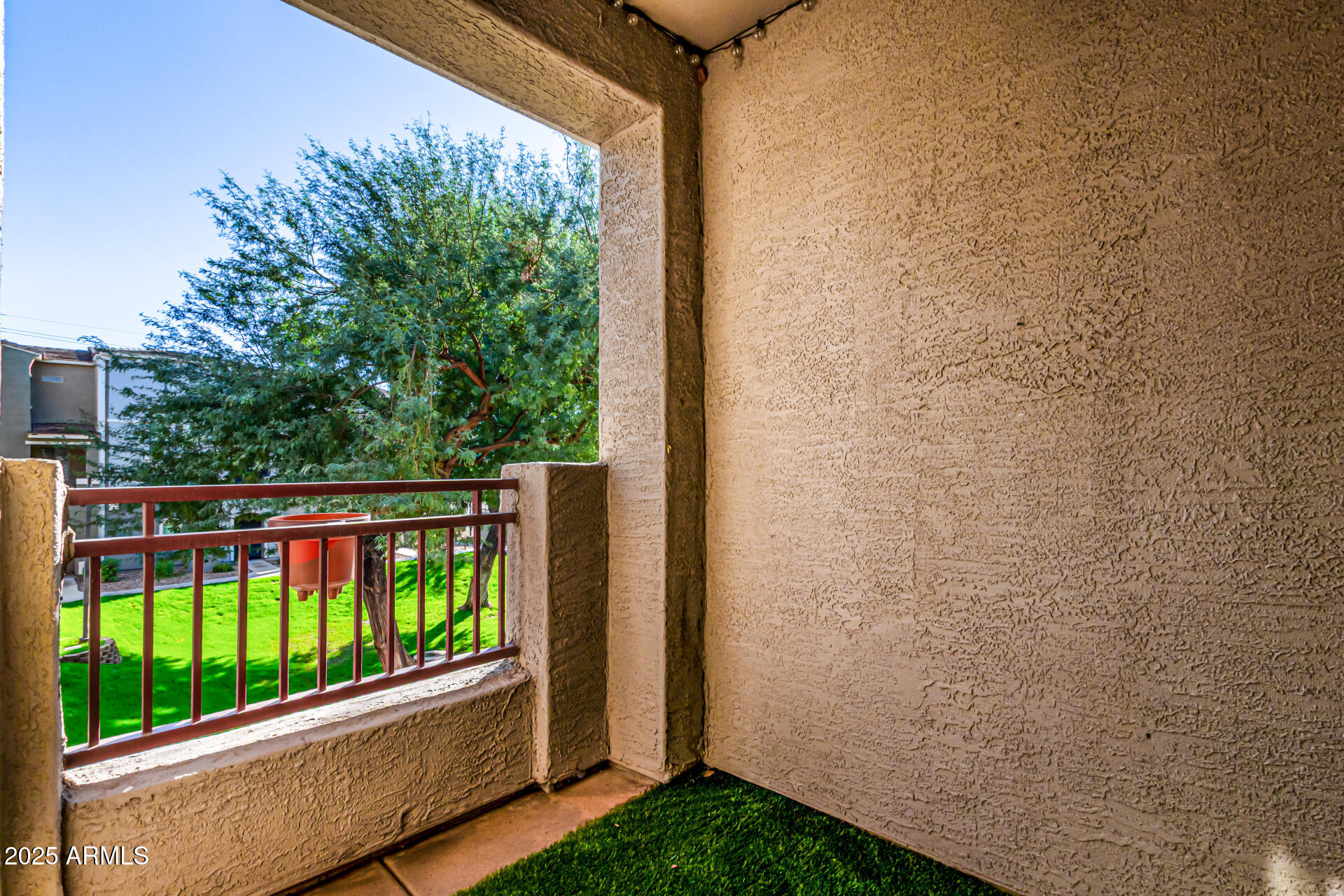 2401 E RIO SALADO Parkway 1048