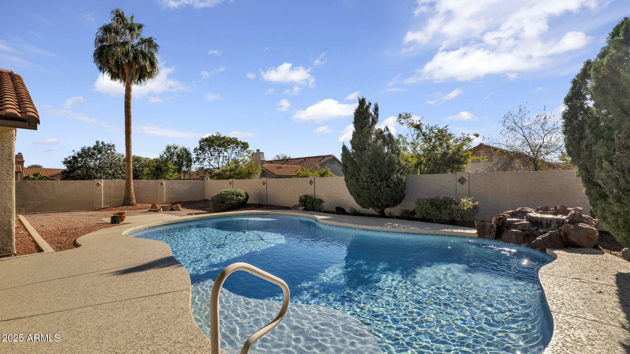 2545 E CATHEDRAL ROCK Drive