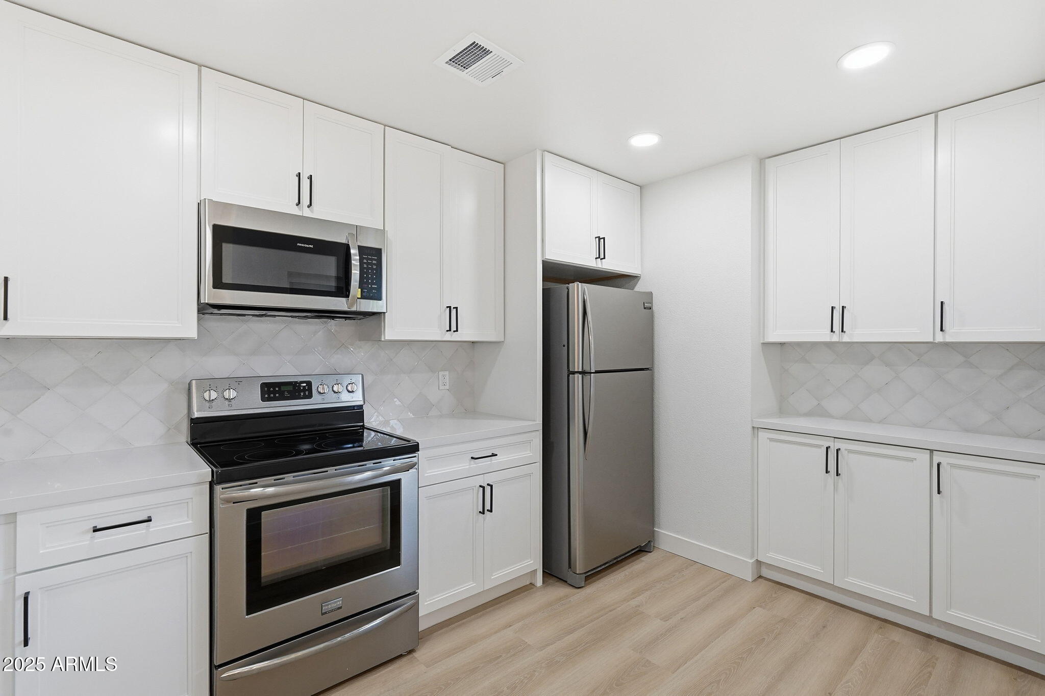 4201 E Camelback Road 74