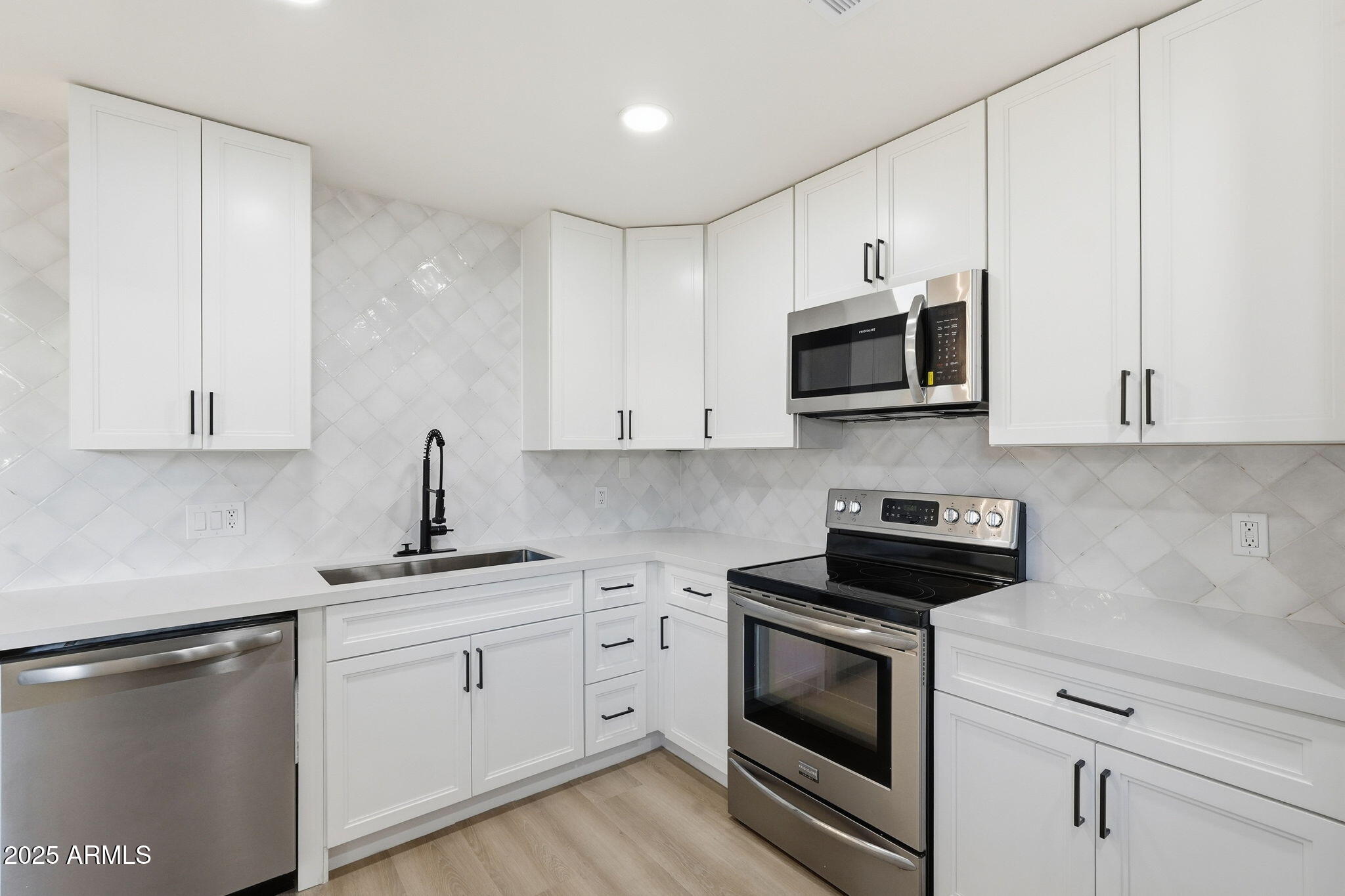 4201 E Camelback Road 74