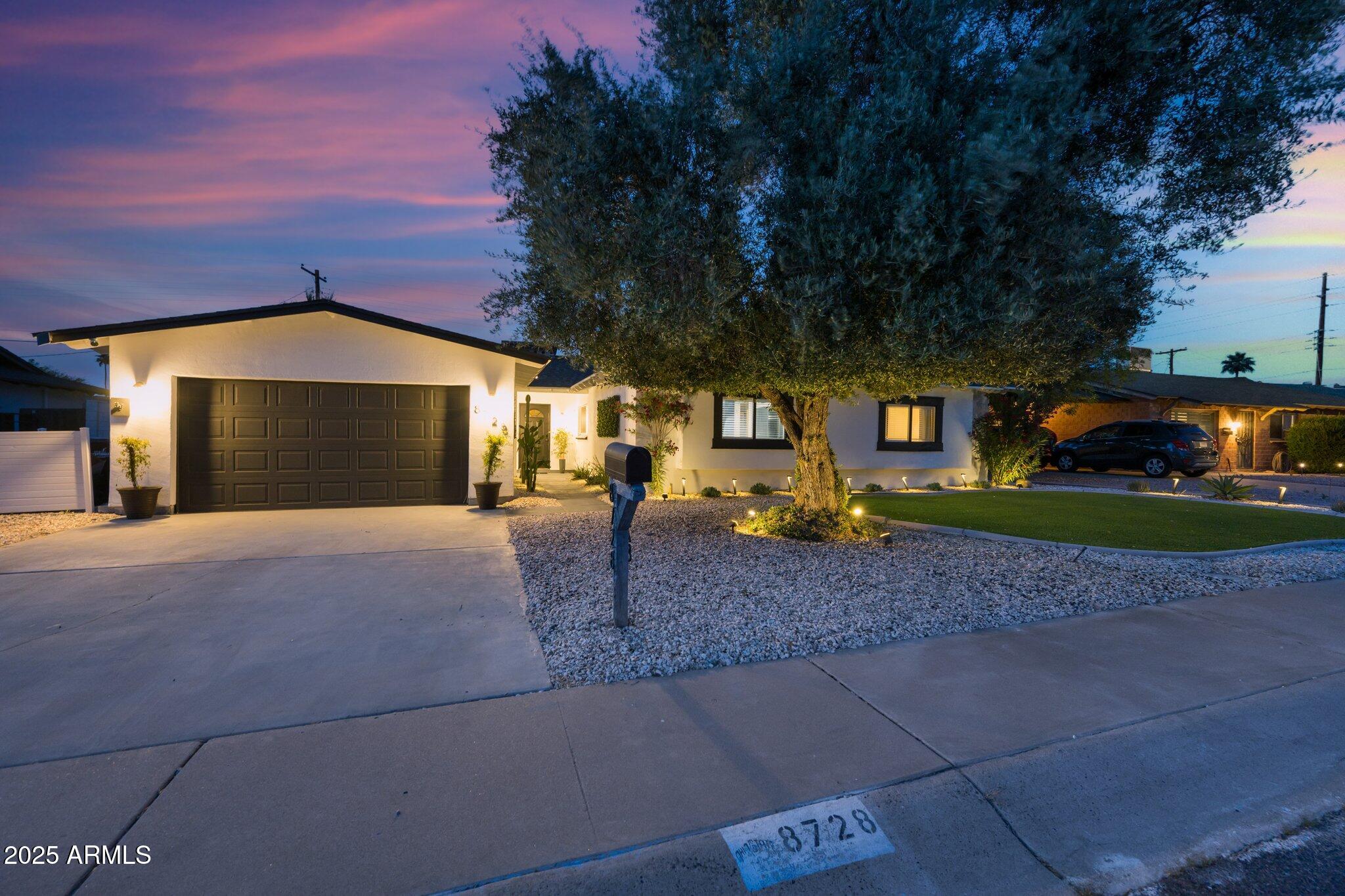 8728 E MONTE VISTA Road