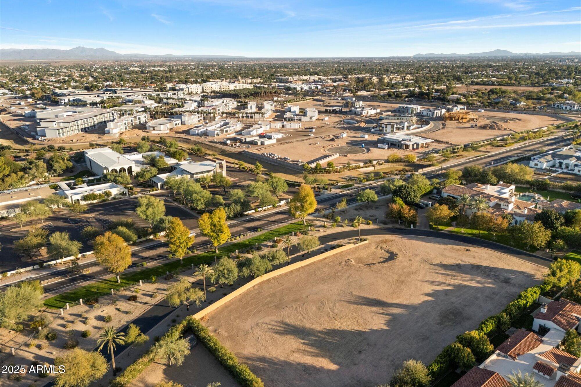 6700 E CACTUS WREN Road 30