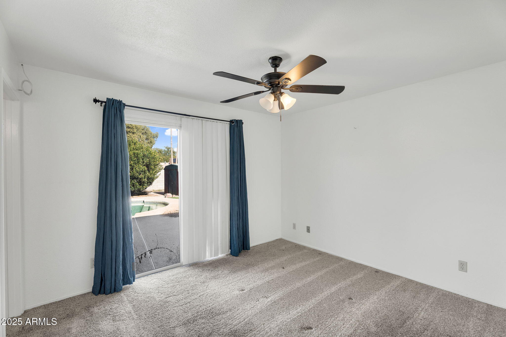 7420 W MISSION Lane