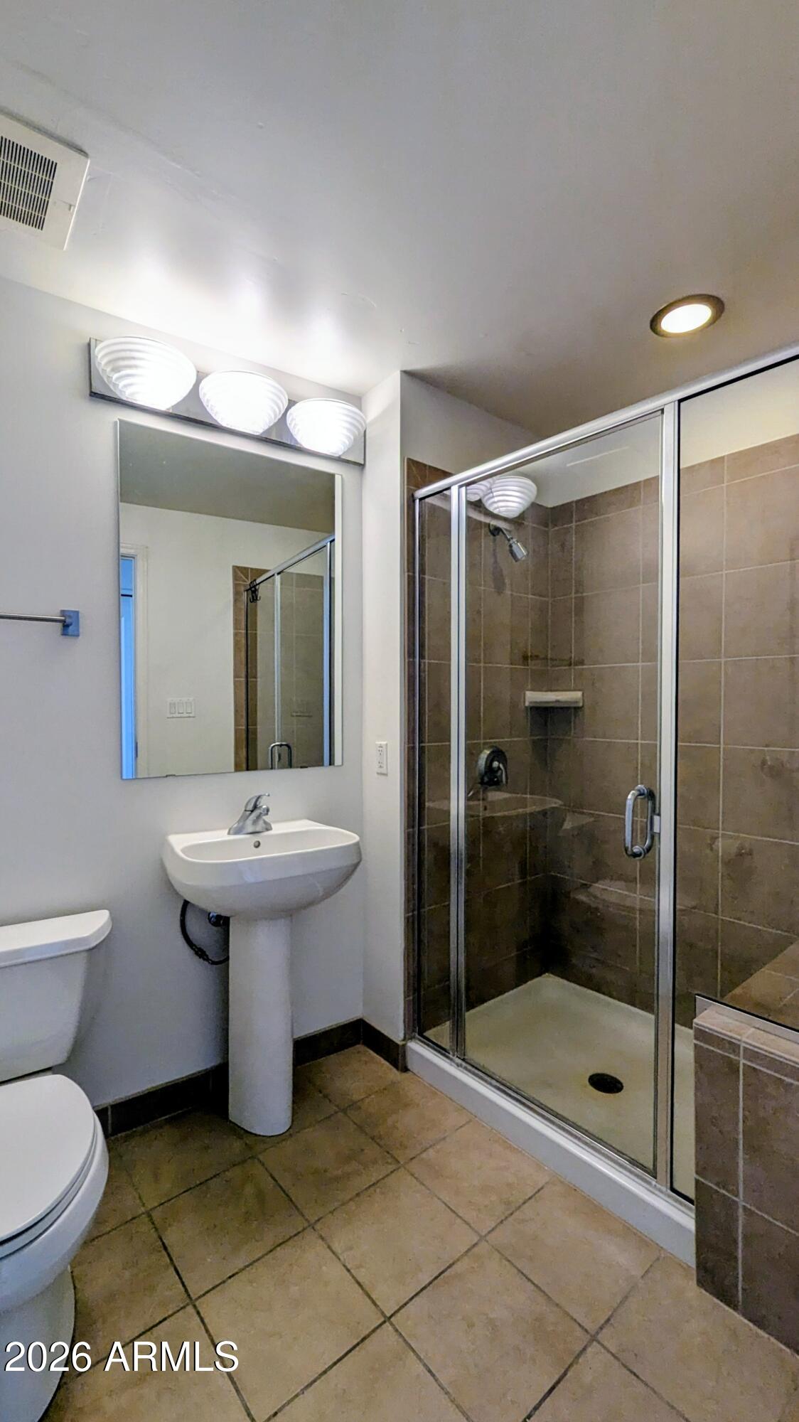 310 S 4th Street Unit 605