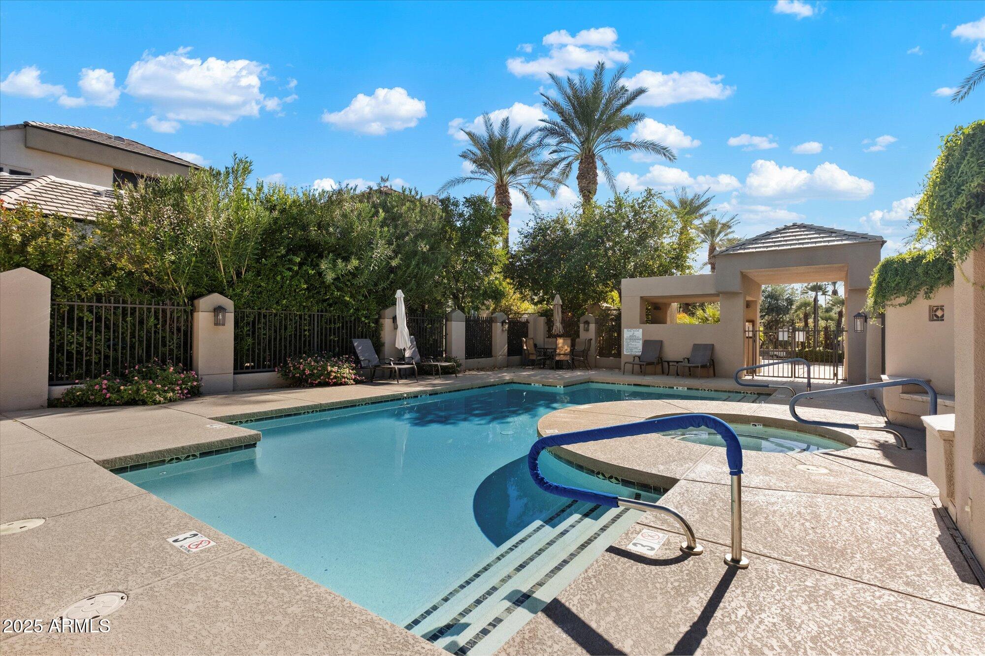7400 E Gainey Club Drive 216