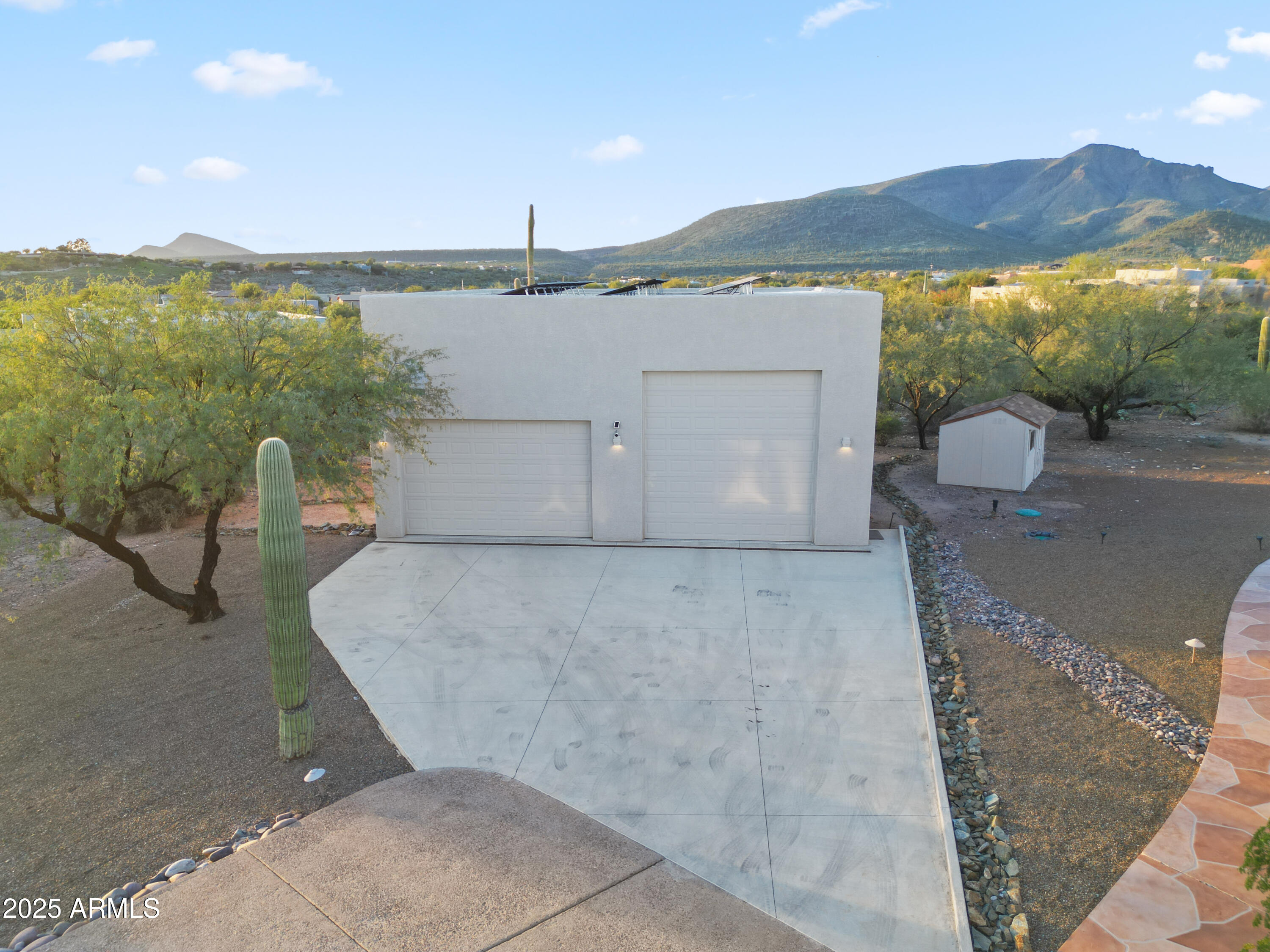 5894 E Hidden Springs Road