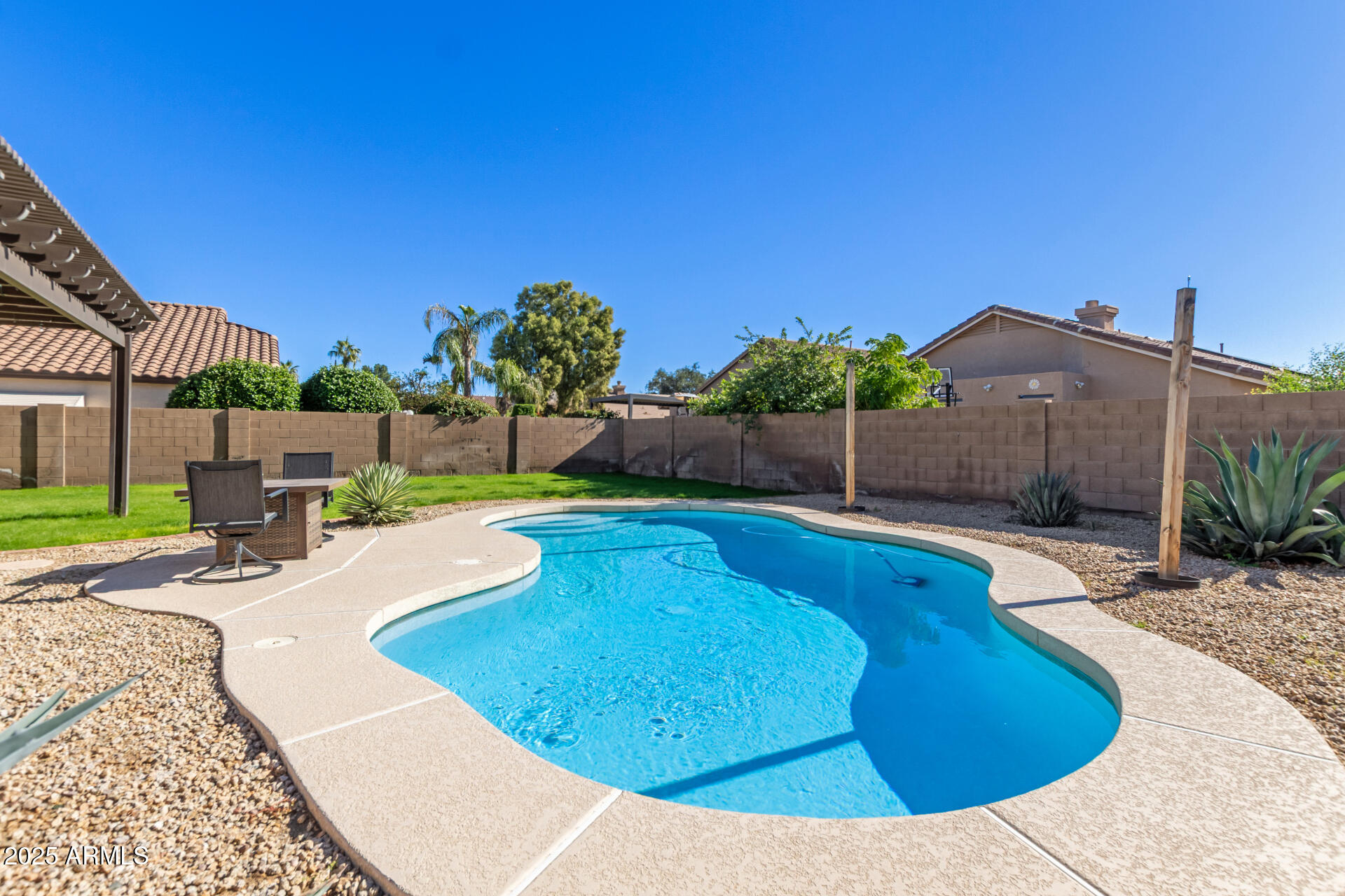 7477 W FIREBIRD Drive