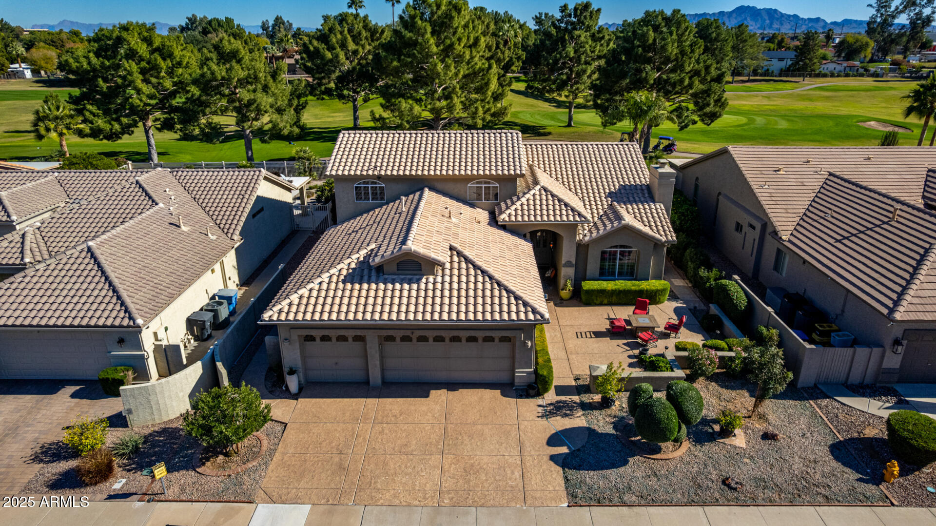 5733 S AMBERWOOD Drive