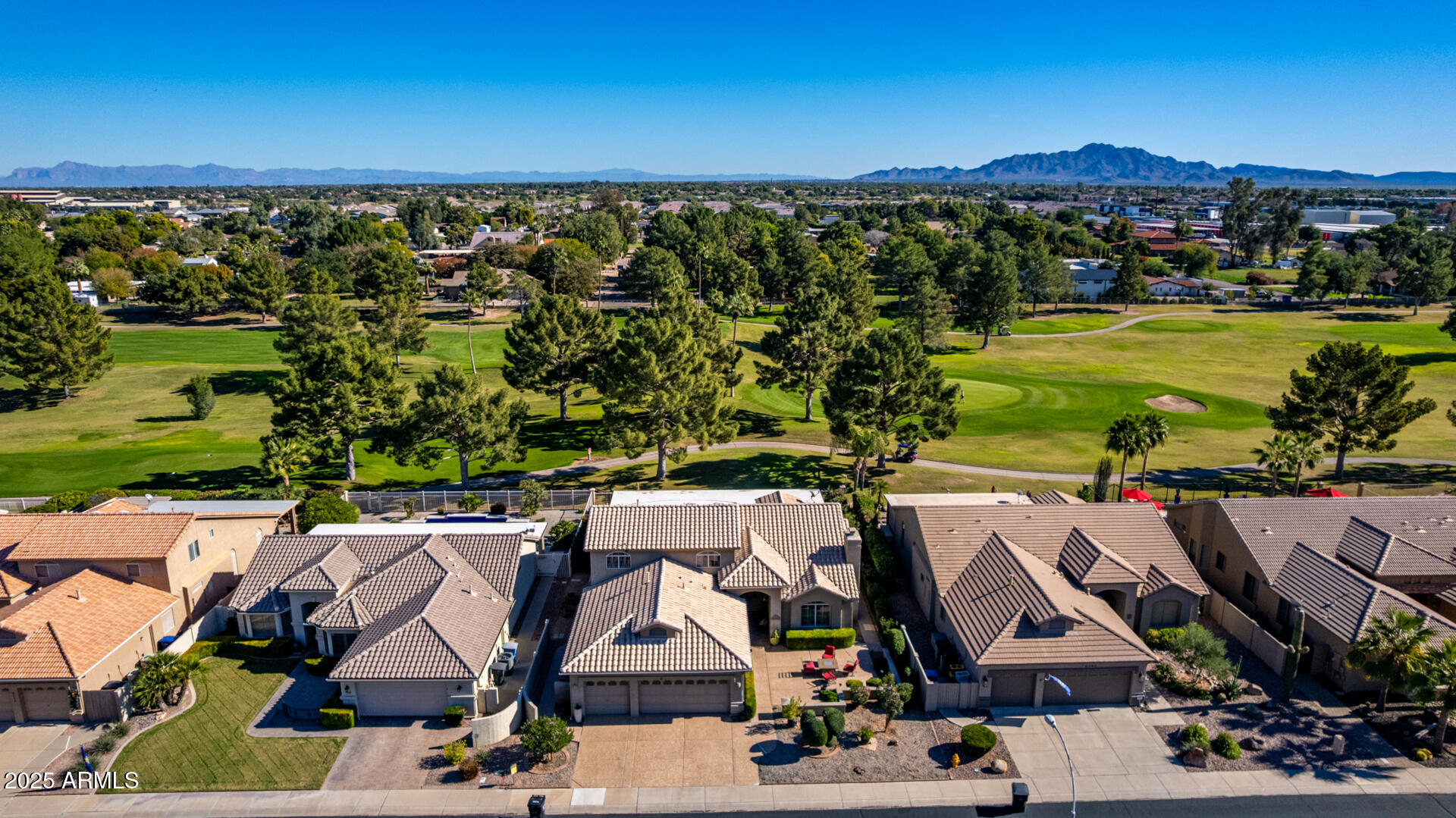 5733 S AMBERWOOD Drive