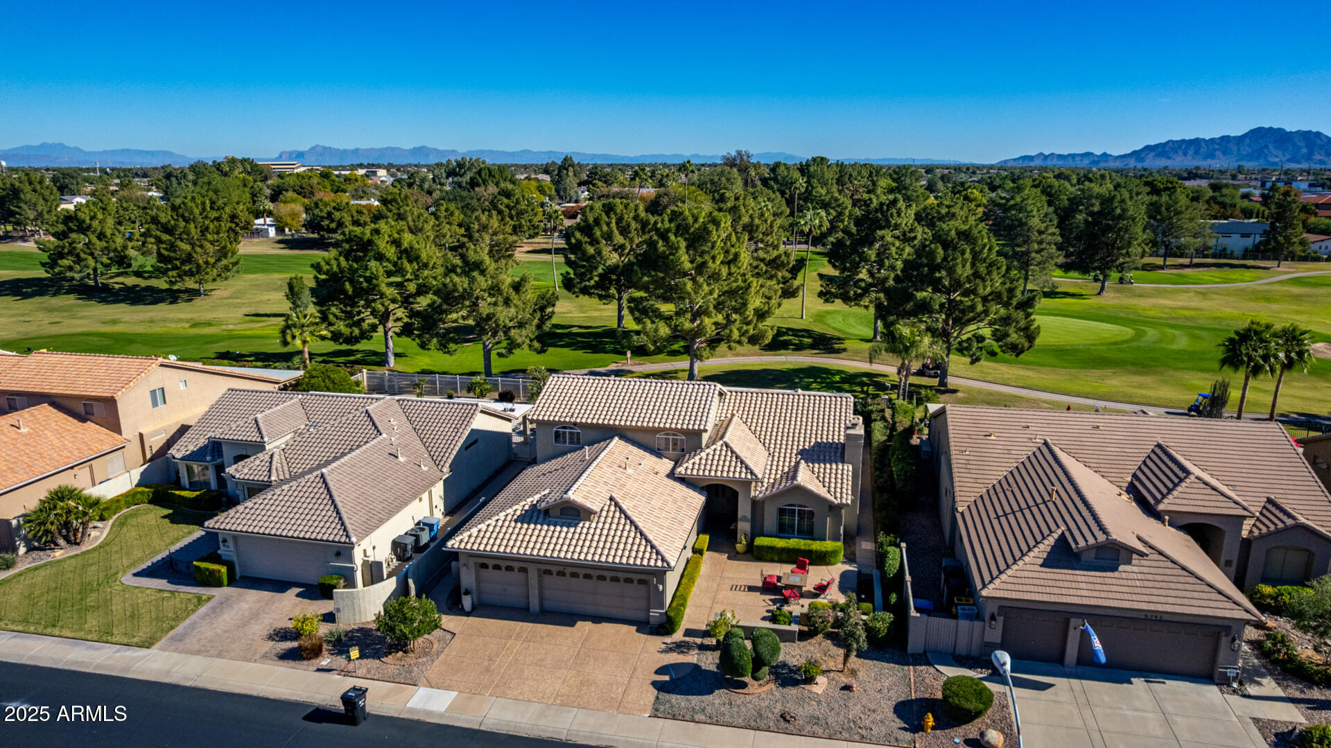 5733 S AMBERWOOD Drive