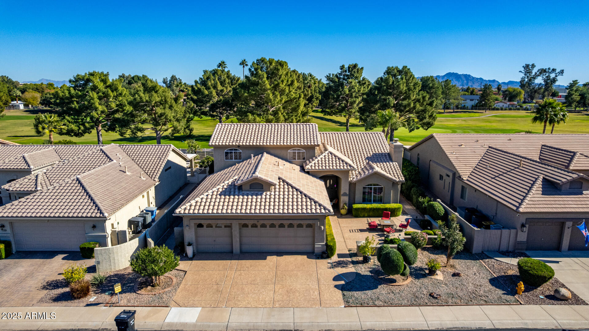 5733 S AMBERWOOD Drive