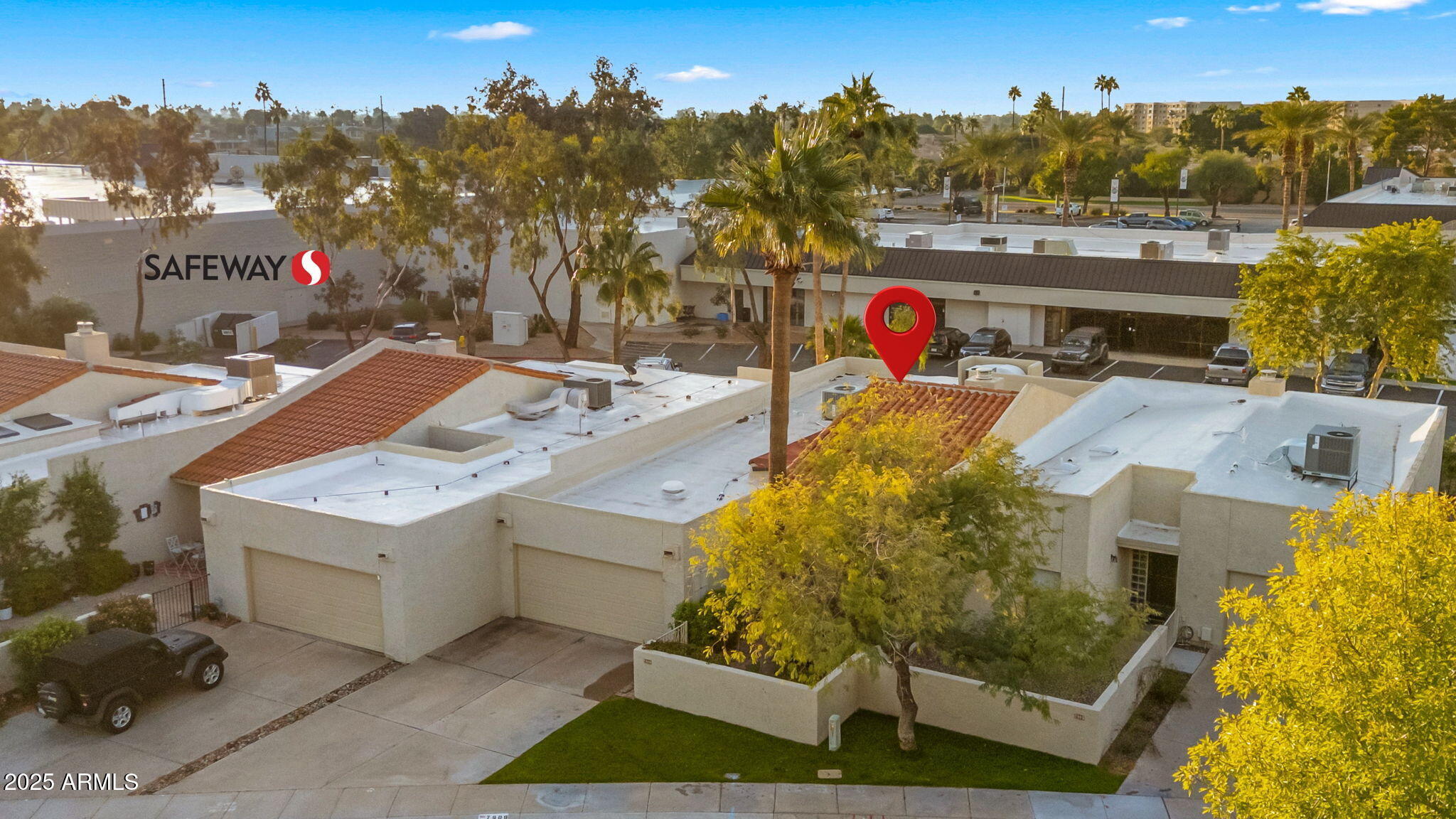 7909 E BONITA Drive