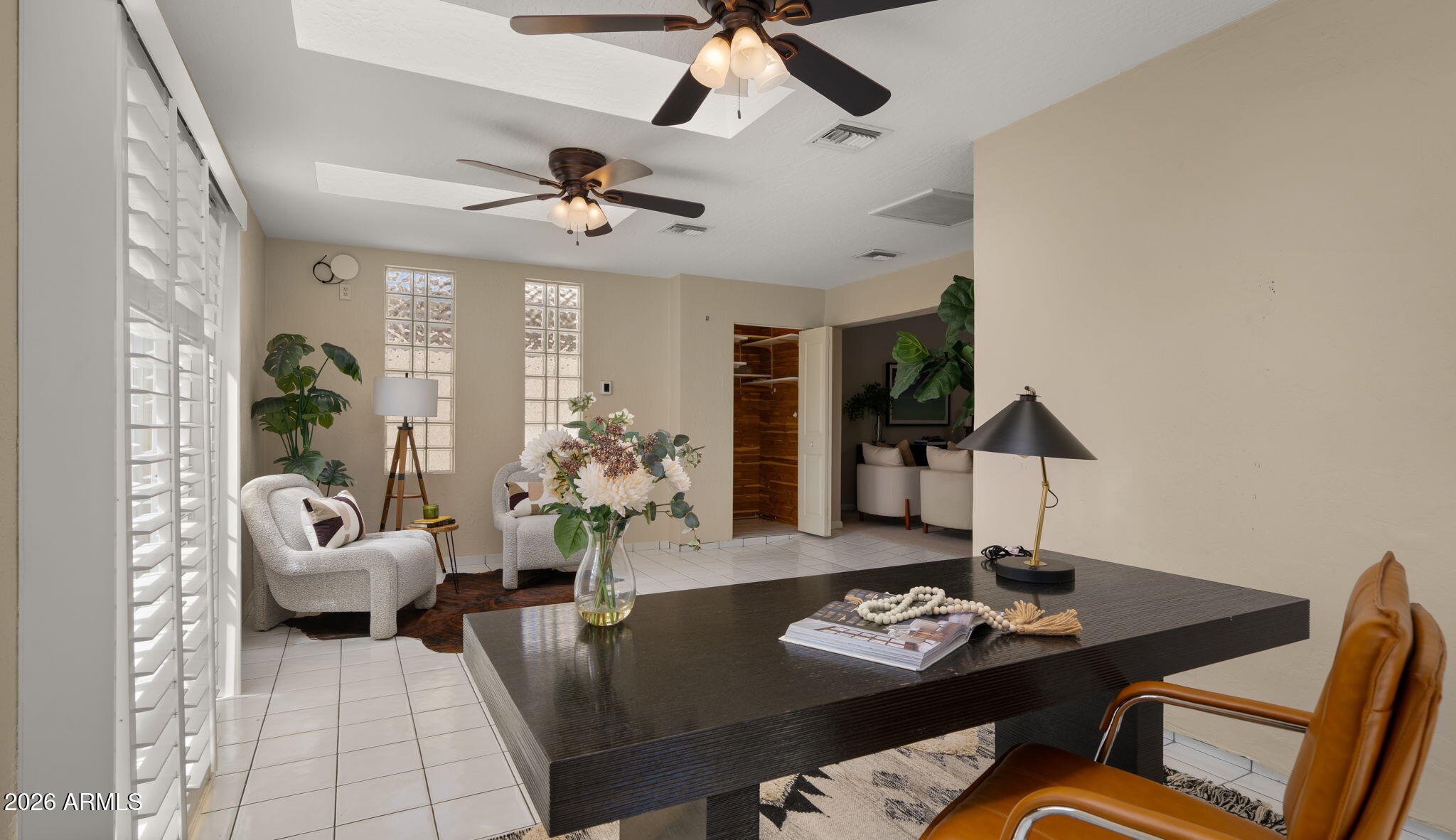 7909 E BONITA Drive