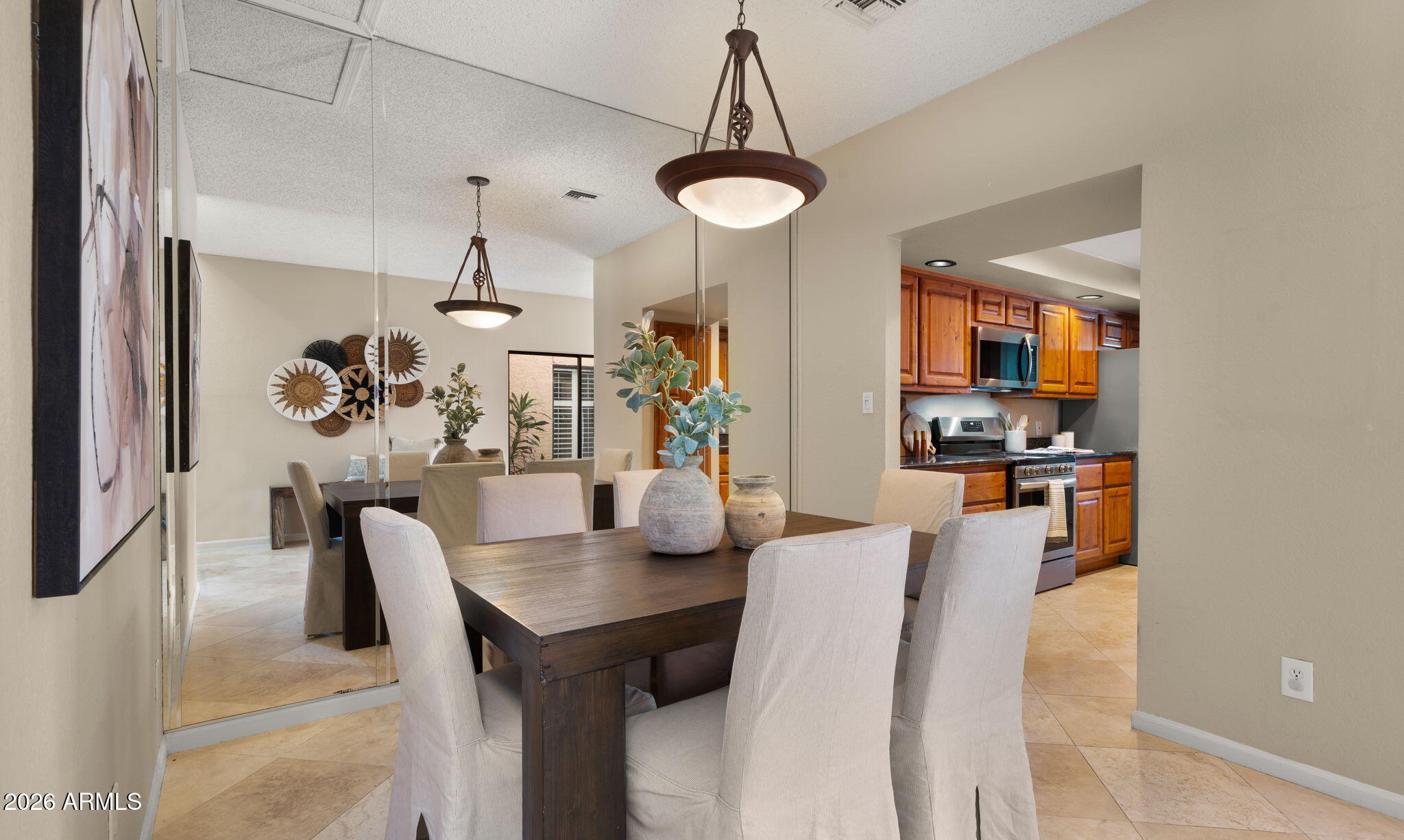 7909 E BONITA Drive