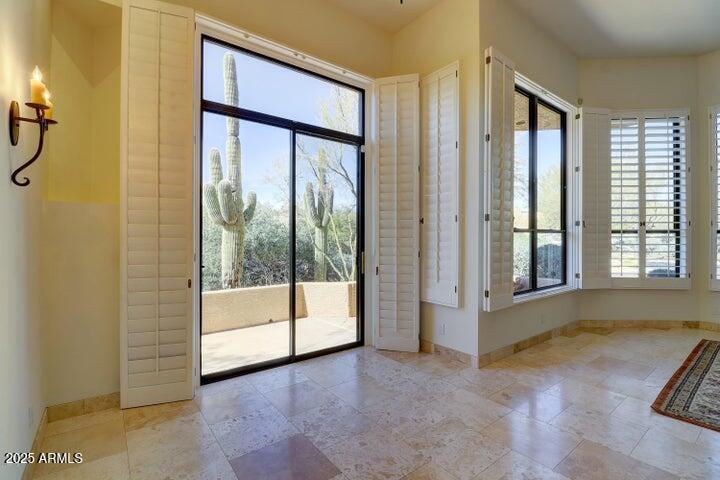 25555 N WINDY WALK Drive 1