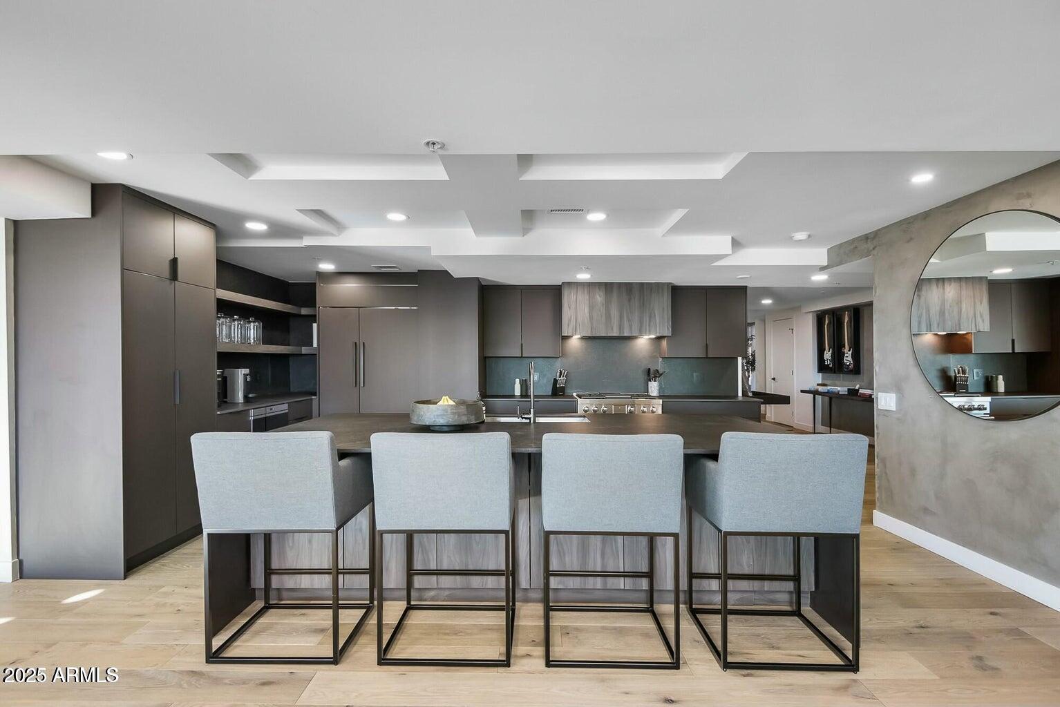 7147 E RANCHO VISTA Drive 6011