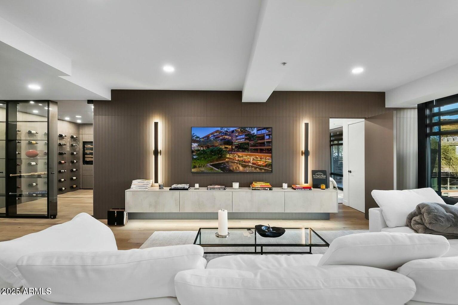 7147 E RANCHO VISTA Drive 6011