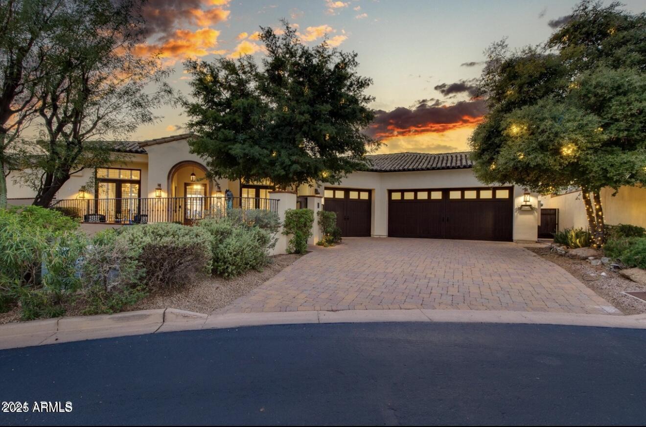 3905 E SIERRA VISTA Drive