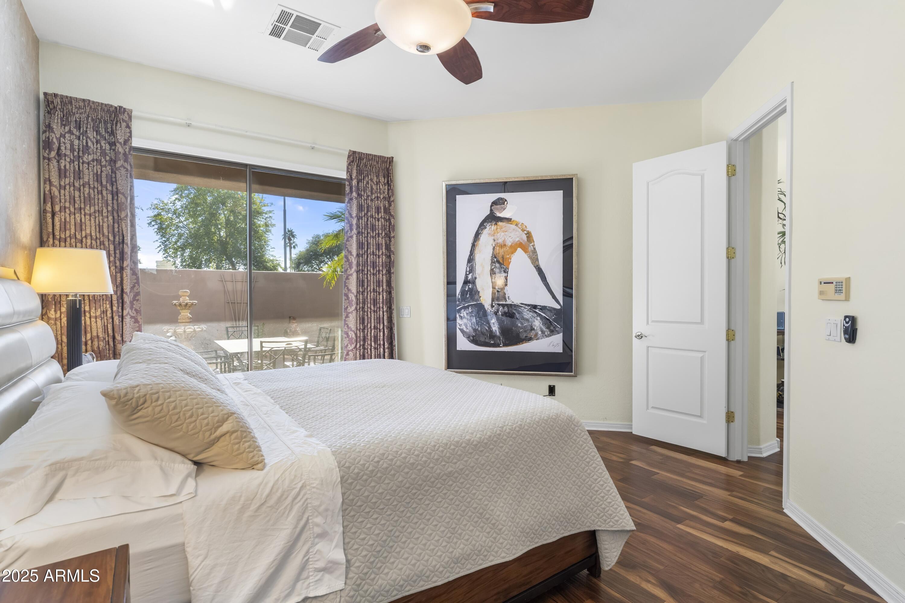 7267 E Vaquero Drive