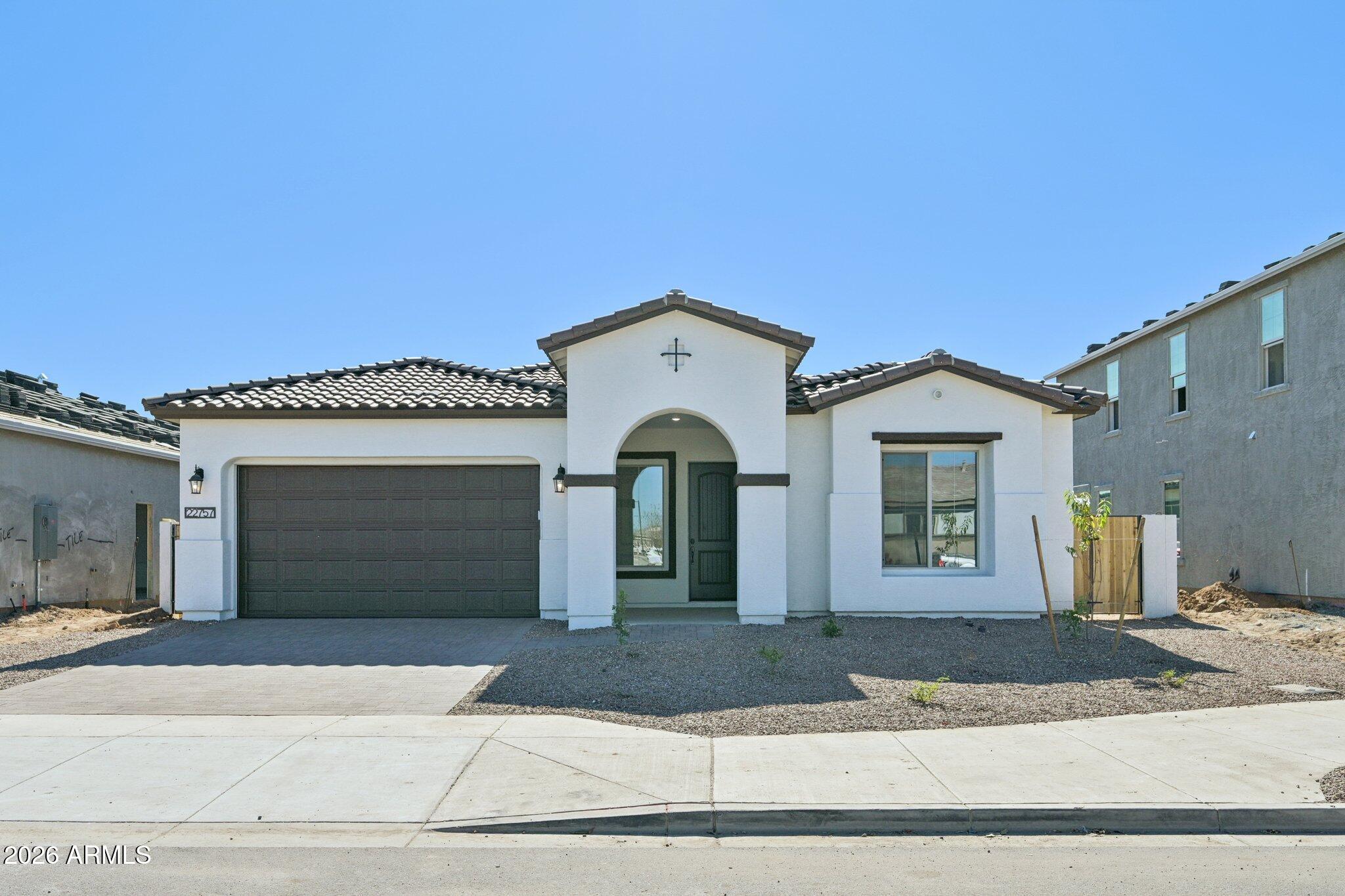22757 E SADDLE Way