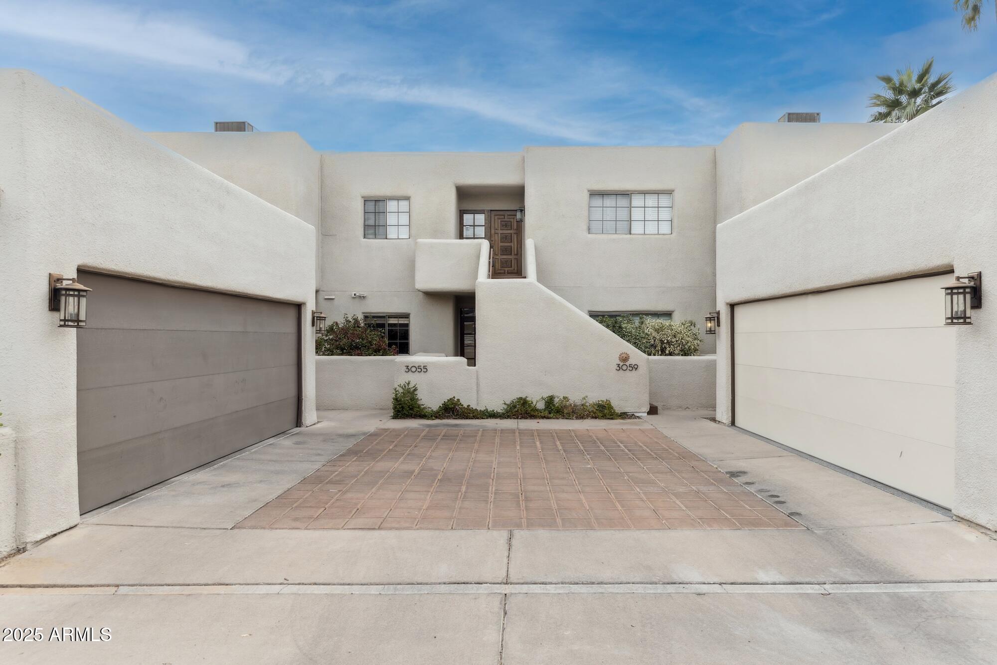 3059 E ROSE Lane