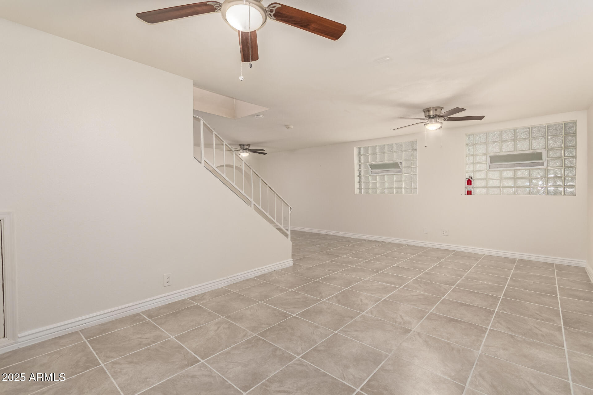 9024 W GRANADA Road