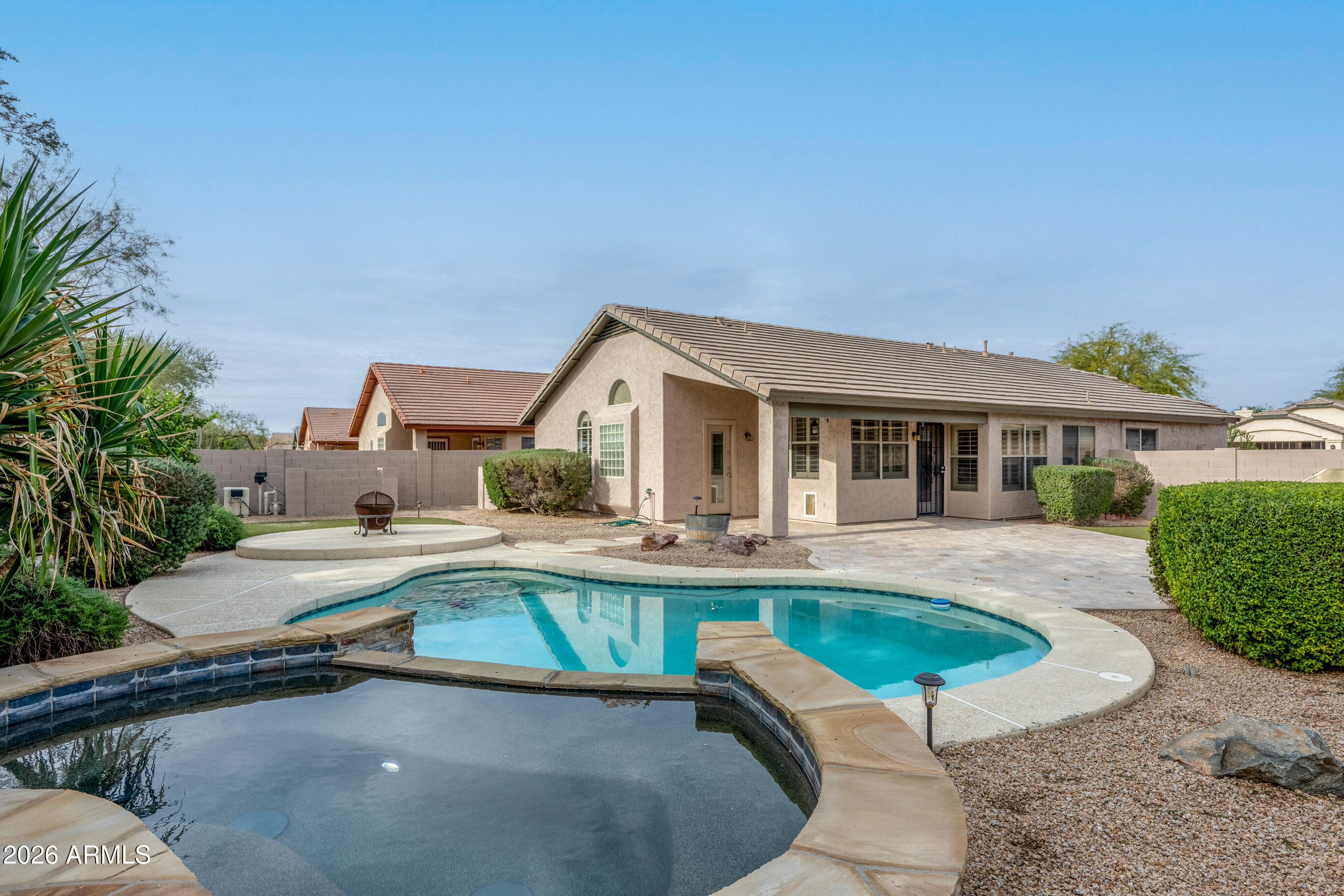 4519 E LONE CACTUS Drive