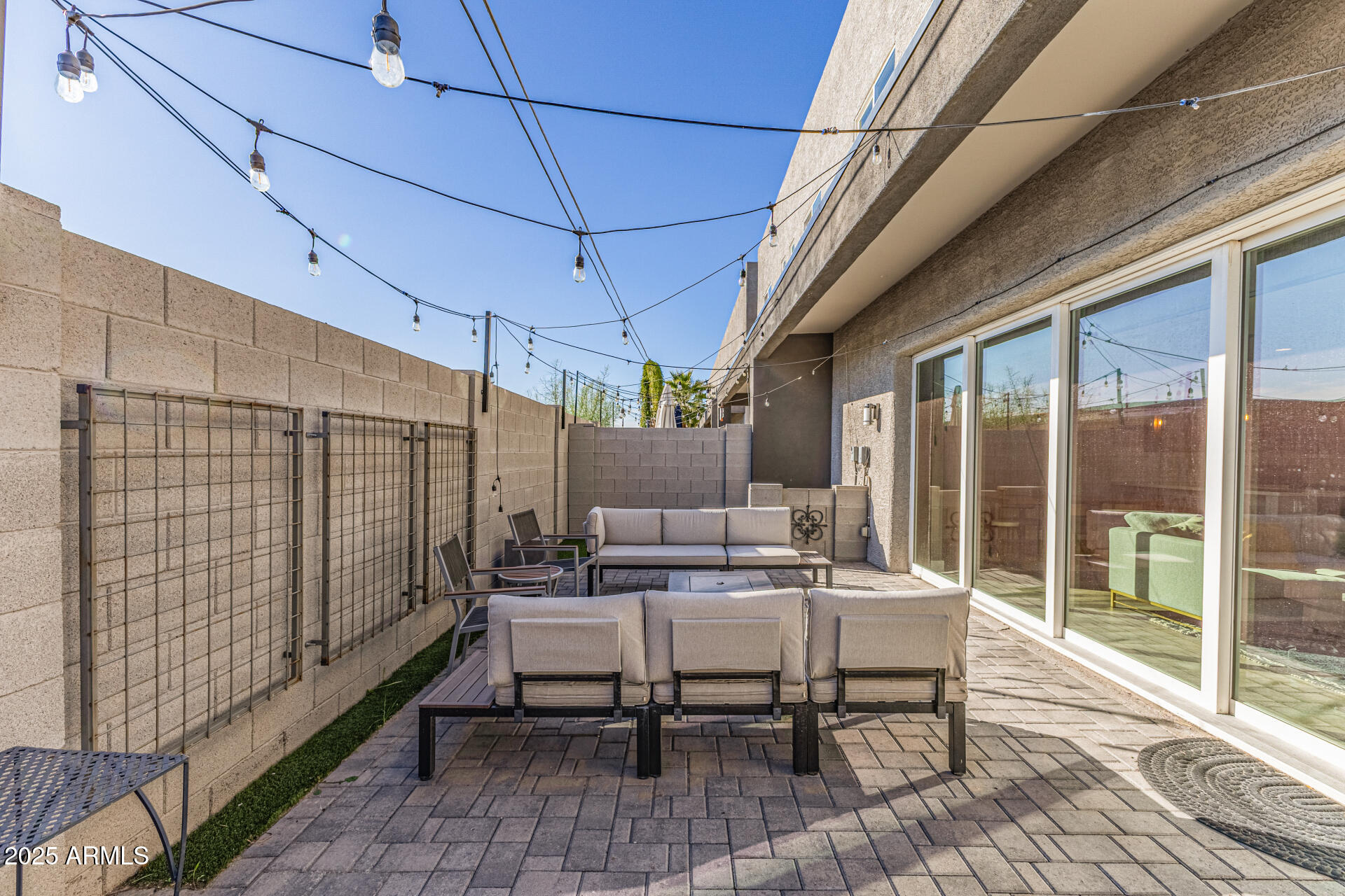 2315 E PINCHOT Avenue 113