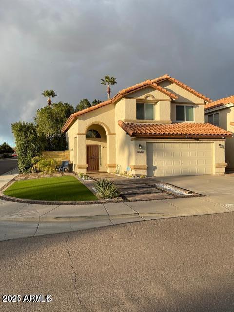 4602 E ANGELA Drive
