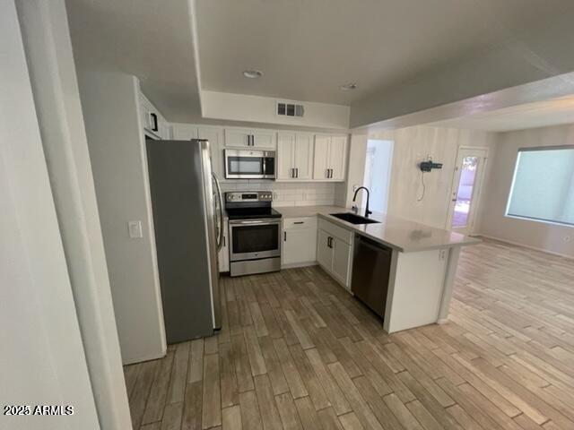 4602 E ANGELA Drive