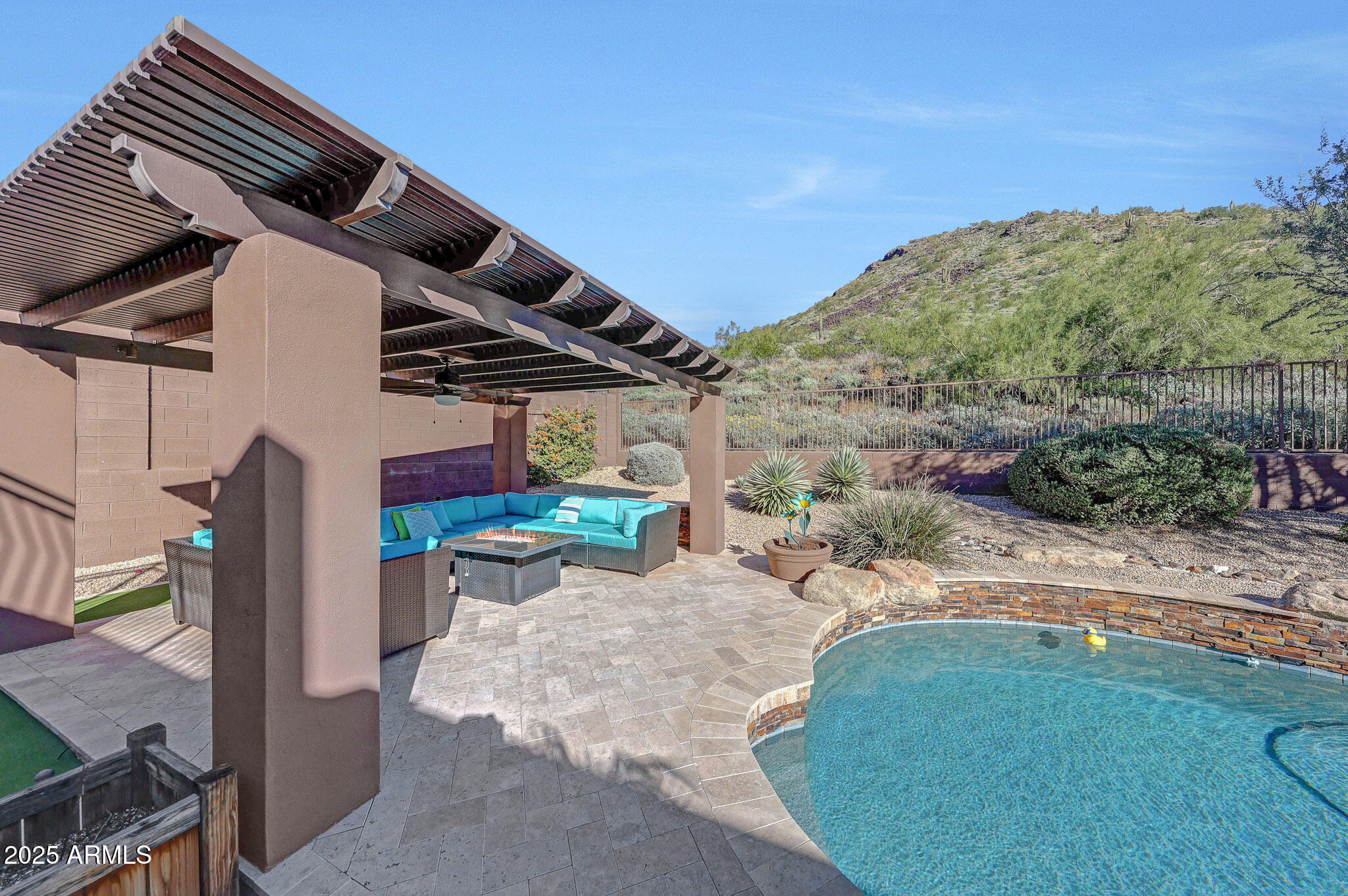 10833 N 140TH Way