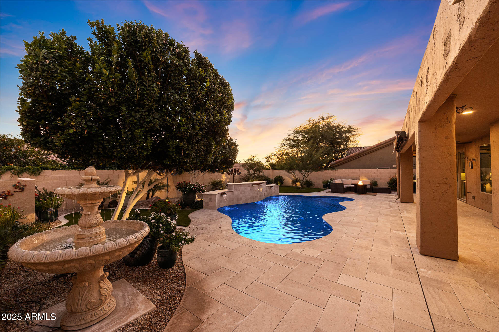 9039 E LA POSADA Court