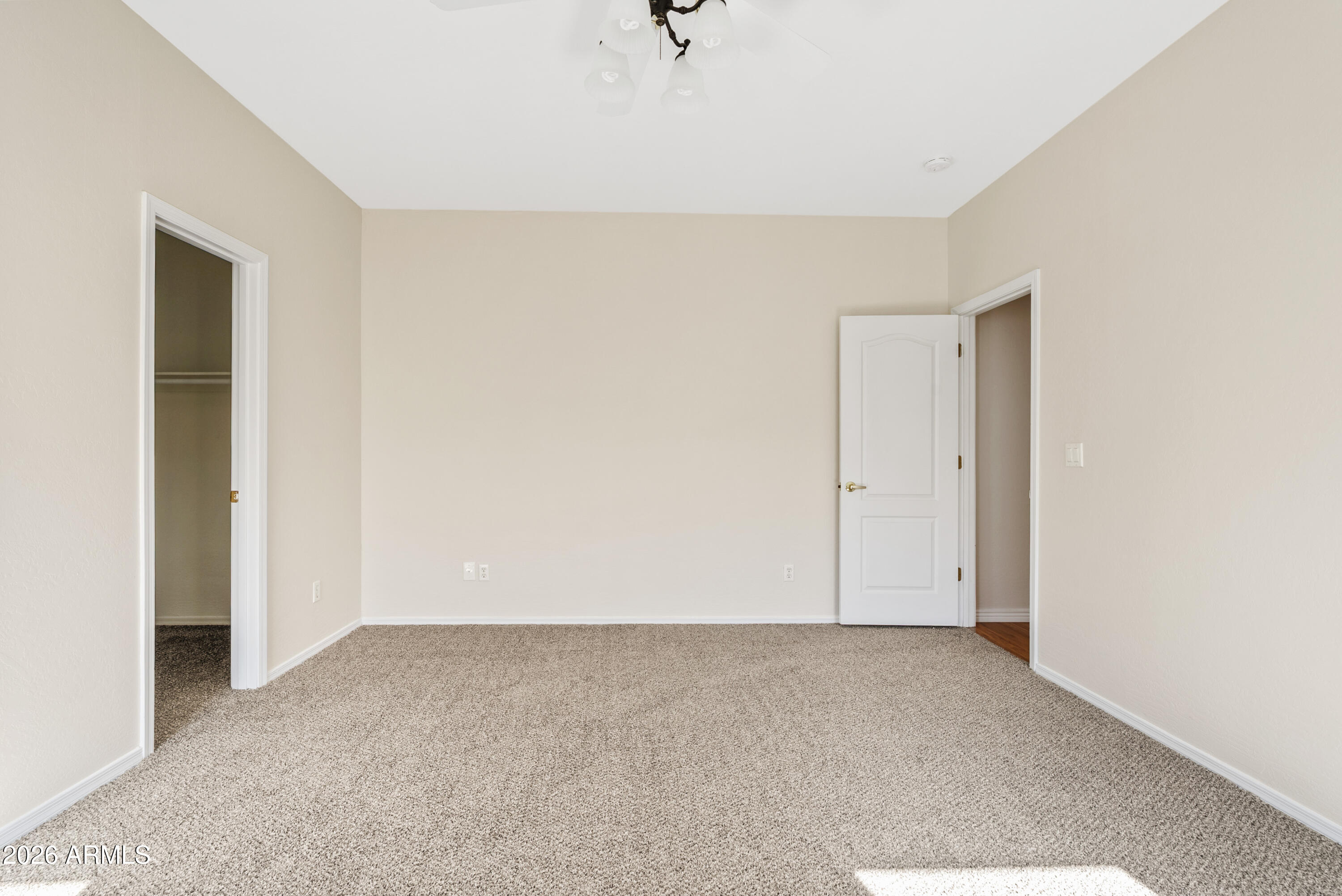 1932 N MESA Drive Unit: 33