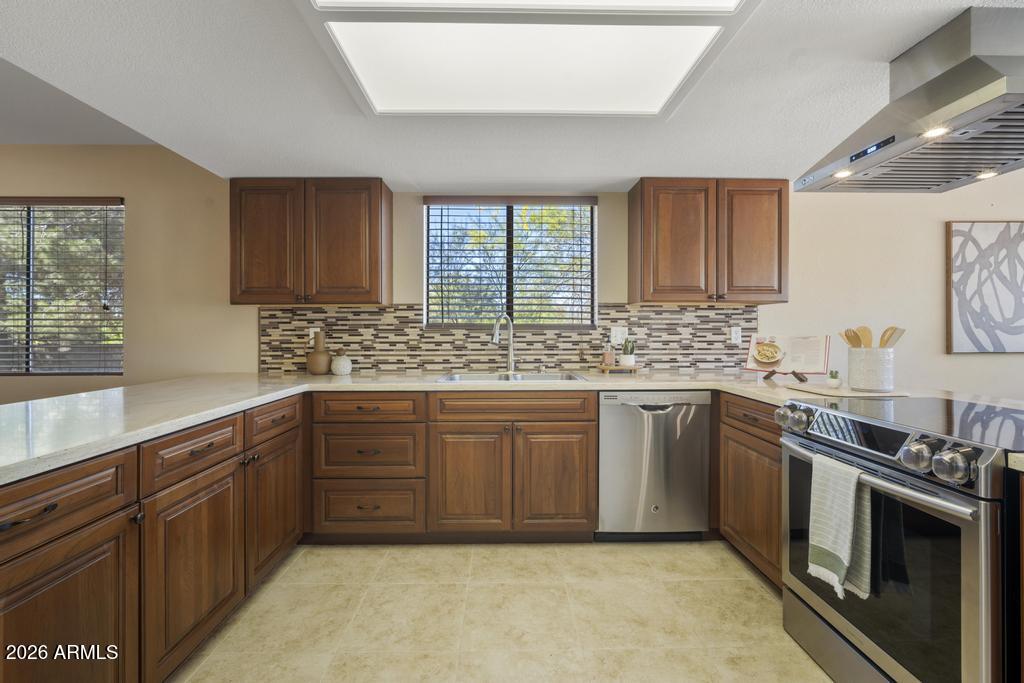 4244 E ASHLER HILLS Drive