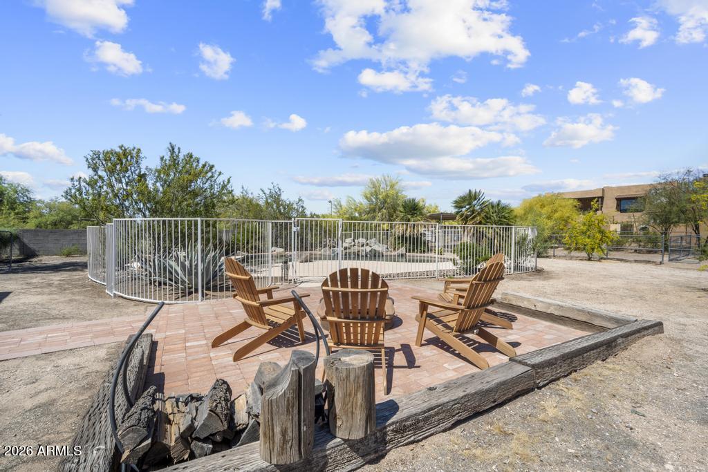 4244 E ASHLER HILLS Drive